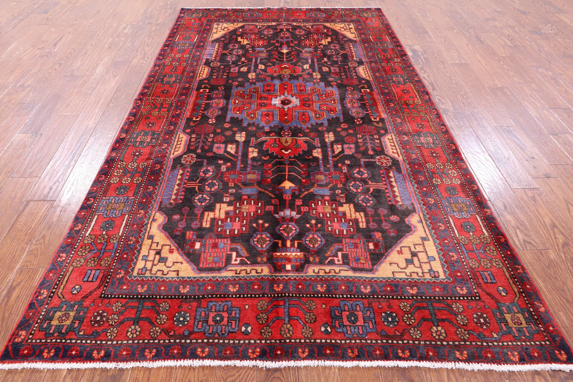 New Persian Nahavand Hand Knotted Wool Rug - 5' 10" X 9' 10" - Golden Nile