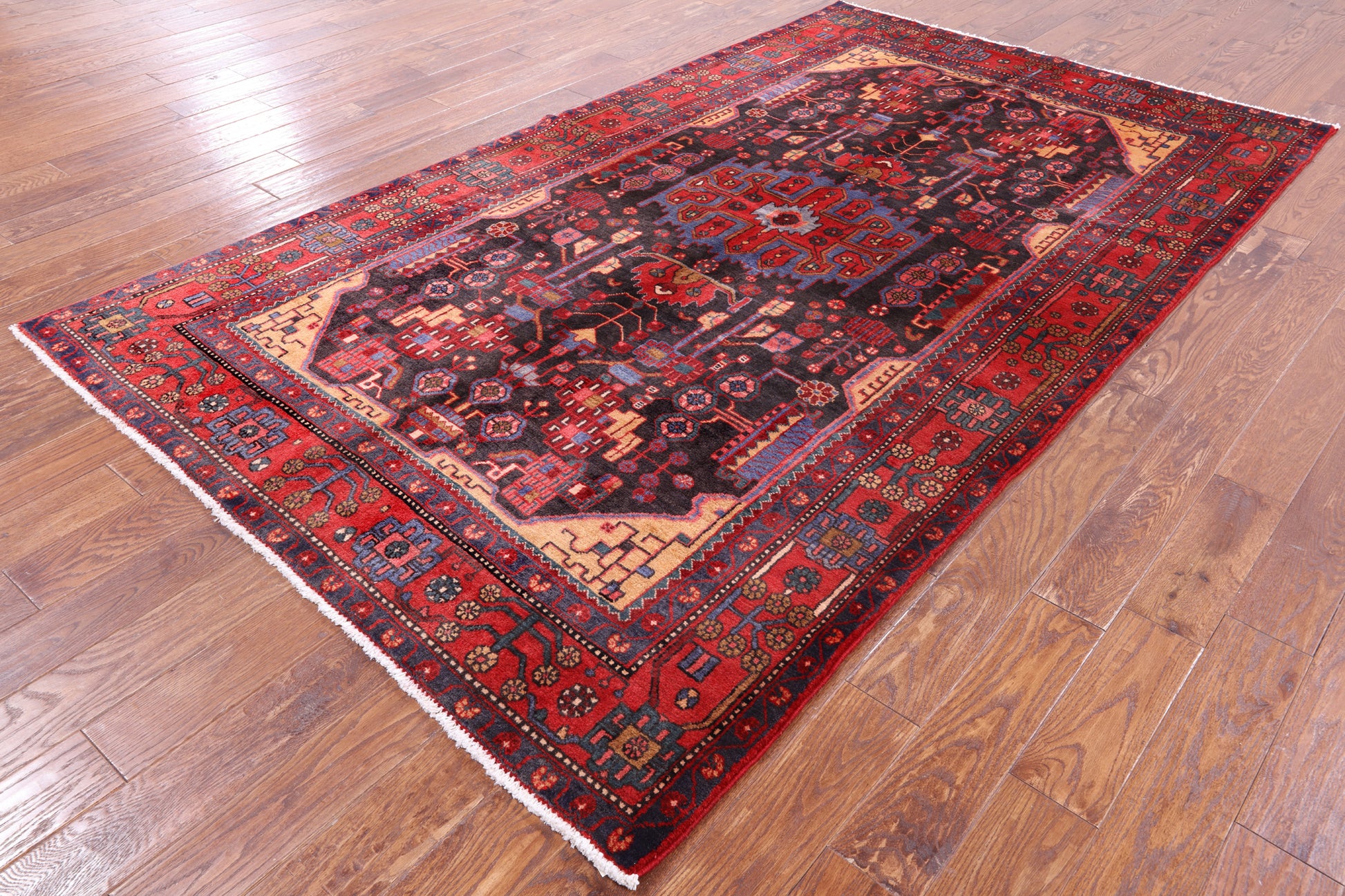 New Persian Nahavand Hand Knotted Wool Rug - 5' 10" X 9' 10" - Golden Nile