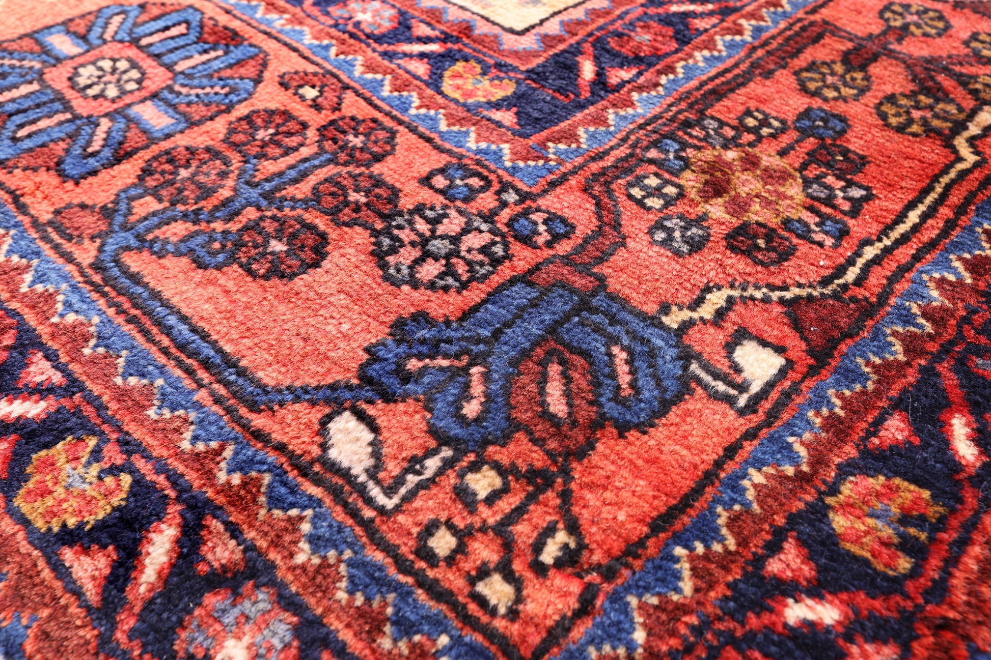 Black New Persian Nahavand Area Rug - 5' 9" X 10' 8" - Golden Nile