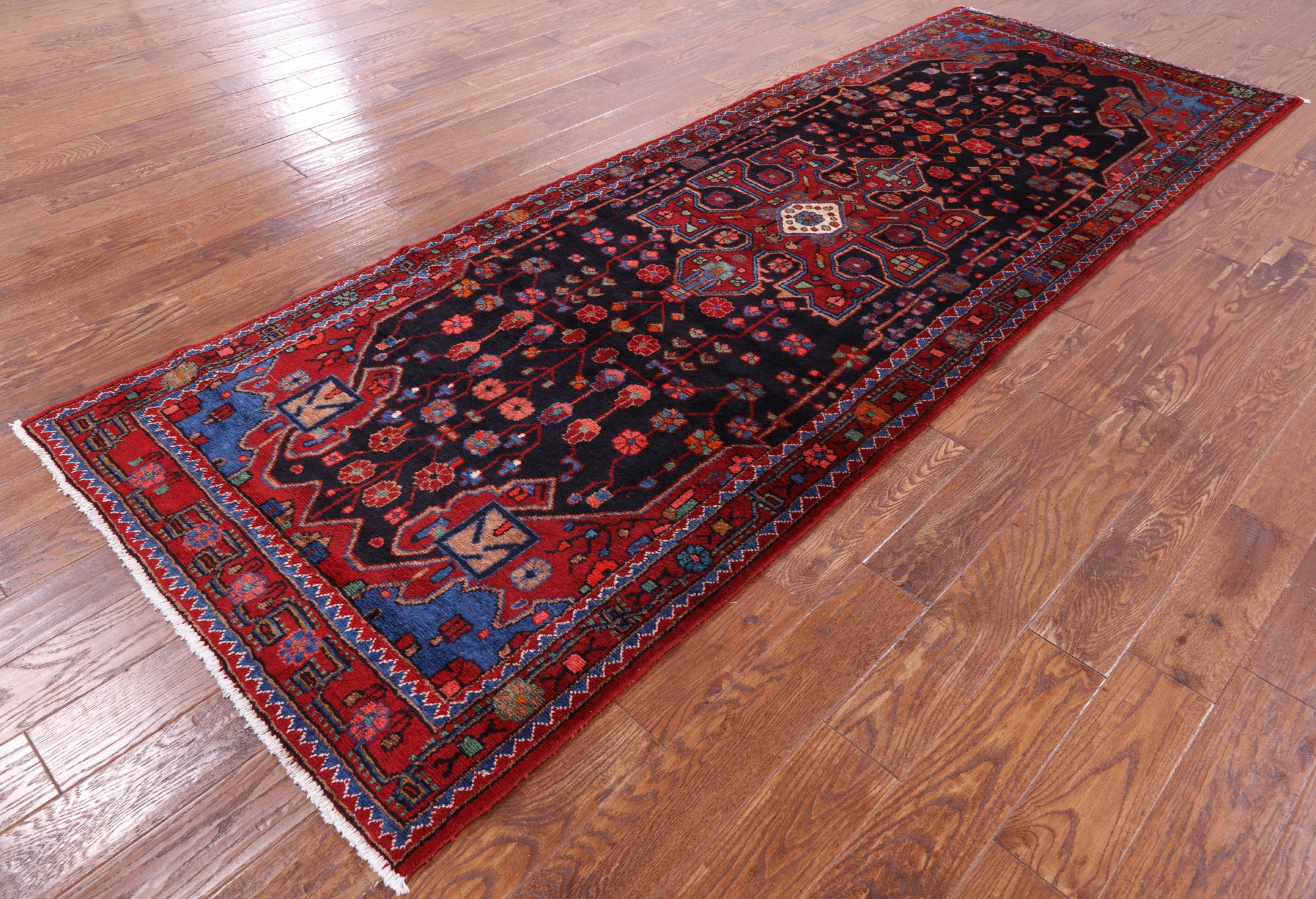 Runner Hand knotted New Authentic Persian Nahavand Rug - 3' 11" X 10' 11" - Golden Nile