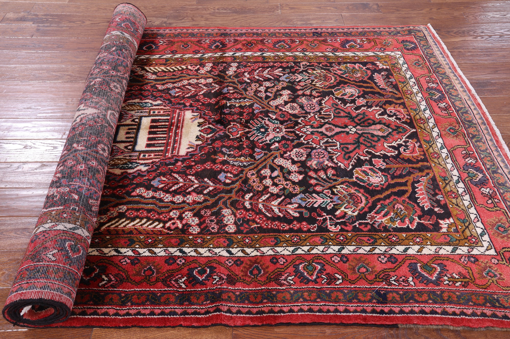 Black New Persian Nahavand Area Rug - 5' 5" X 10' 6" - Golden Nile