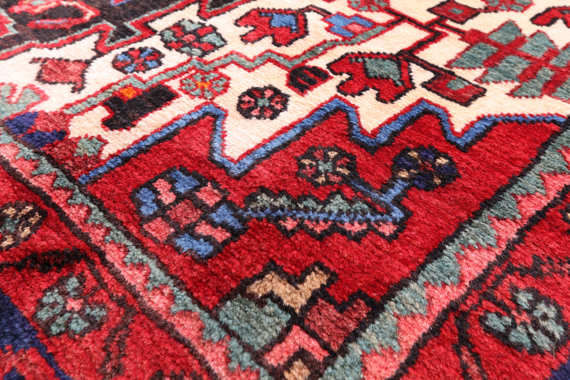 New Authentic Persian Nahavand Handmade Area Rug - 5' 2" X 10' 8" - Golden Nile