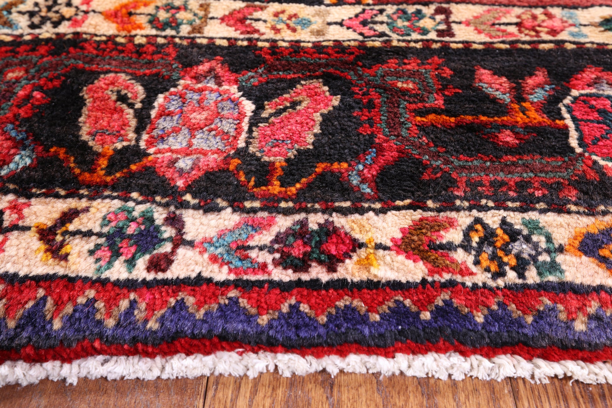 Authentic Nahavand Area Rug - 5' 9" X 11' 1" - Golden Nile