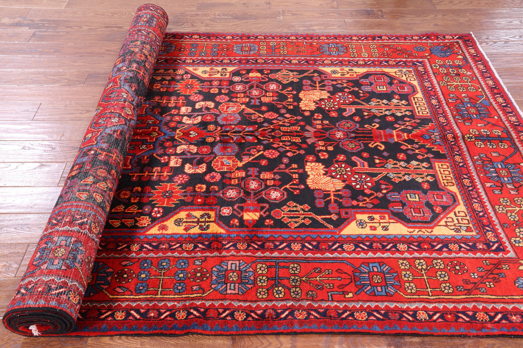 Black New Persian Nahavand Area Rug - 5' 8" X 11' 7" - Golden Nile