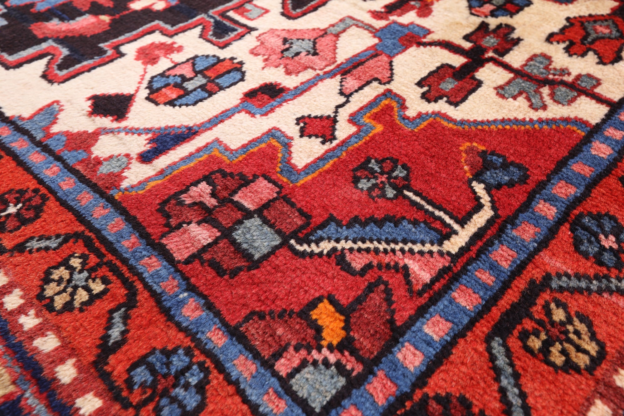 New Authentic Persian Nahavand Area Rug - 5' 4" X 9' 6" - Golden Nile