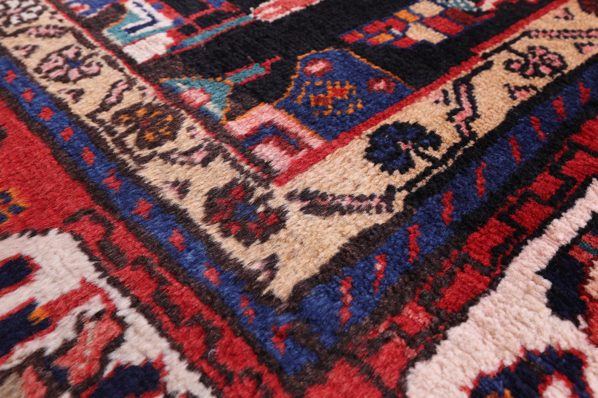 Black New Authentic Persian Nahavand Rug - 5' 2" X 9' 6" - Golden Nile