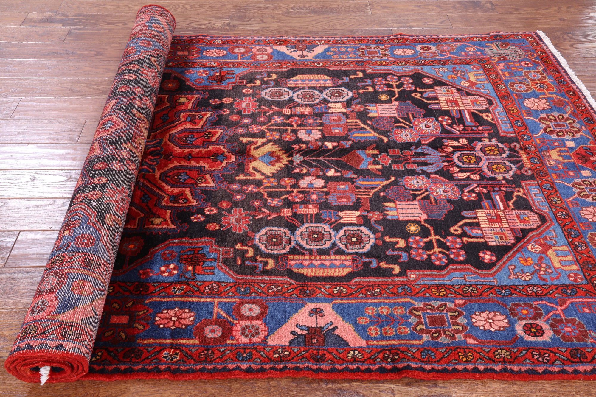 Black New Persian Authentic Nahavand Rug - 5' 1" X 9' 10" - Golden Nile