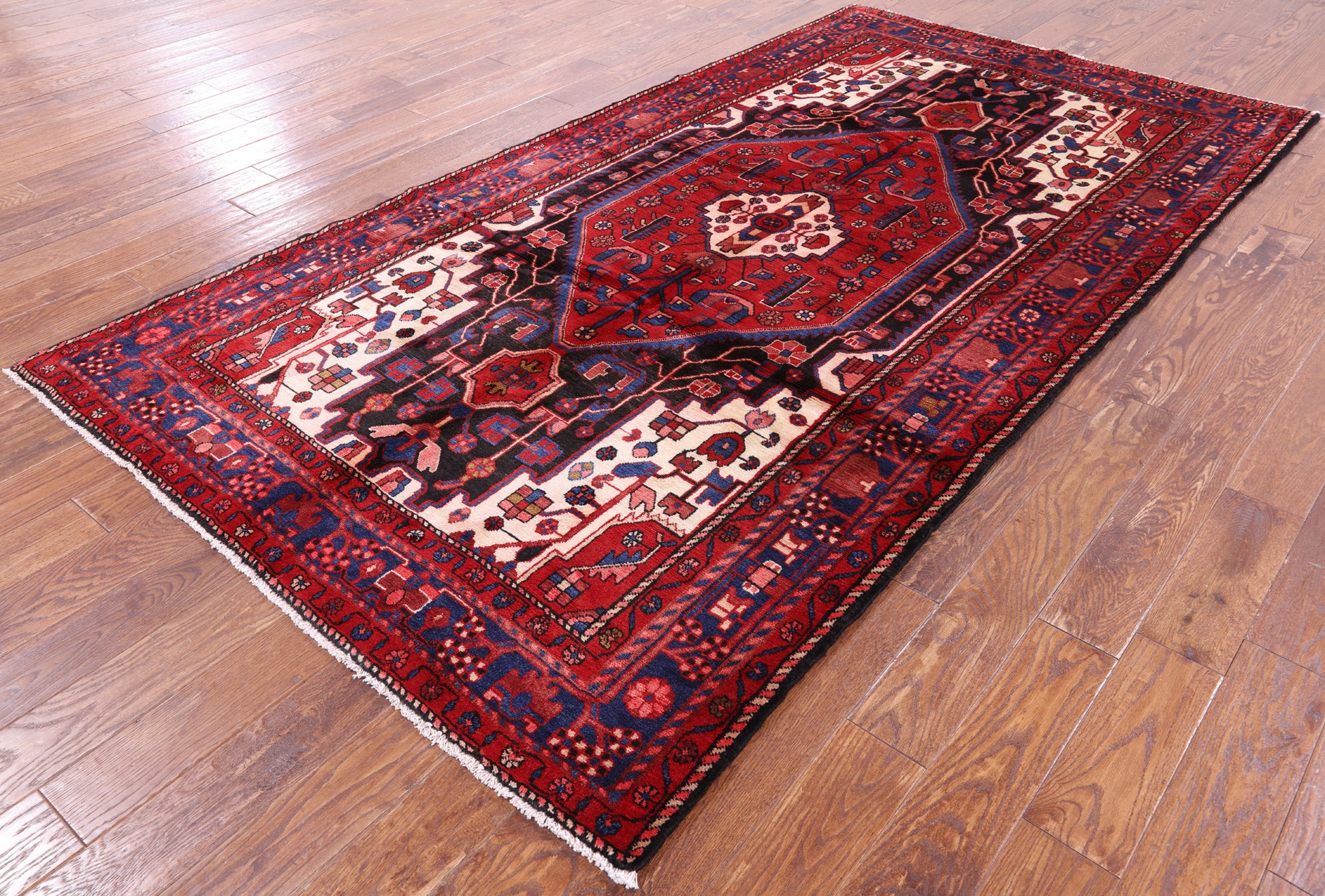 Black New Authentic Persian Nahavand Rug - 5' 5" X 9' 11" - Golden Nile