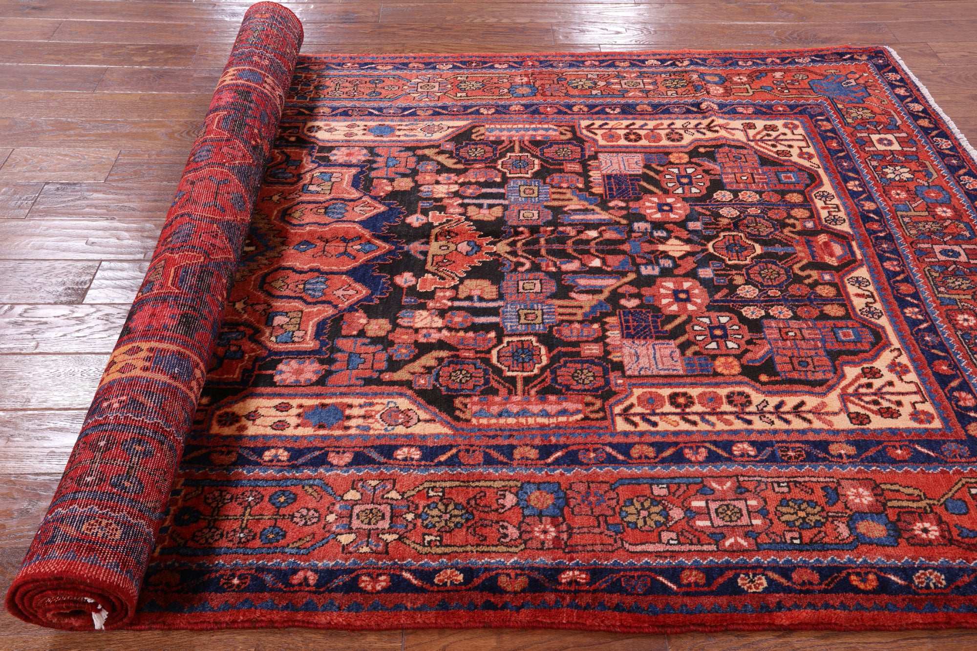 Black New Authentic Persian Nahavand Rug - 5' 2" X 10' 6" - Golden Nile