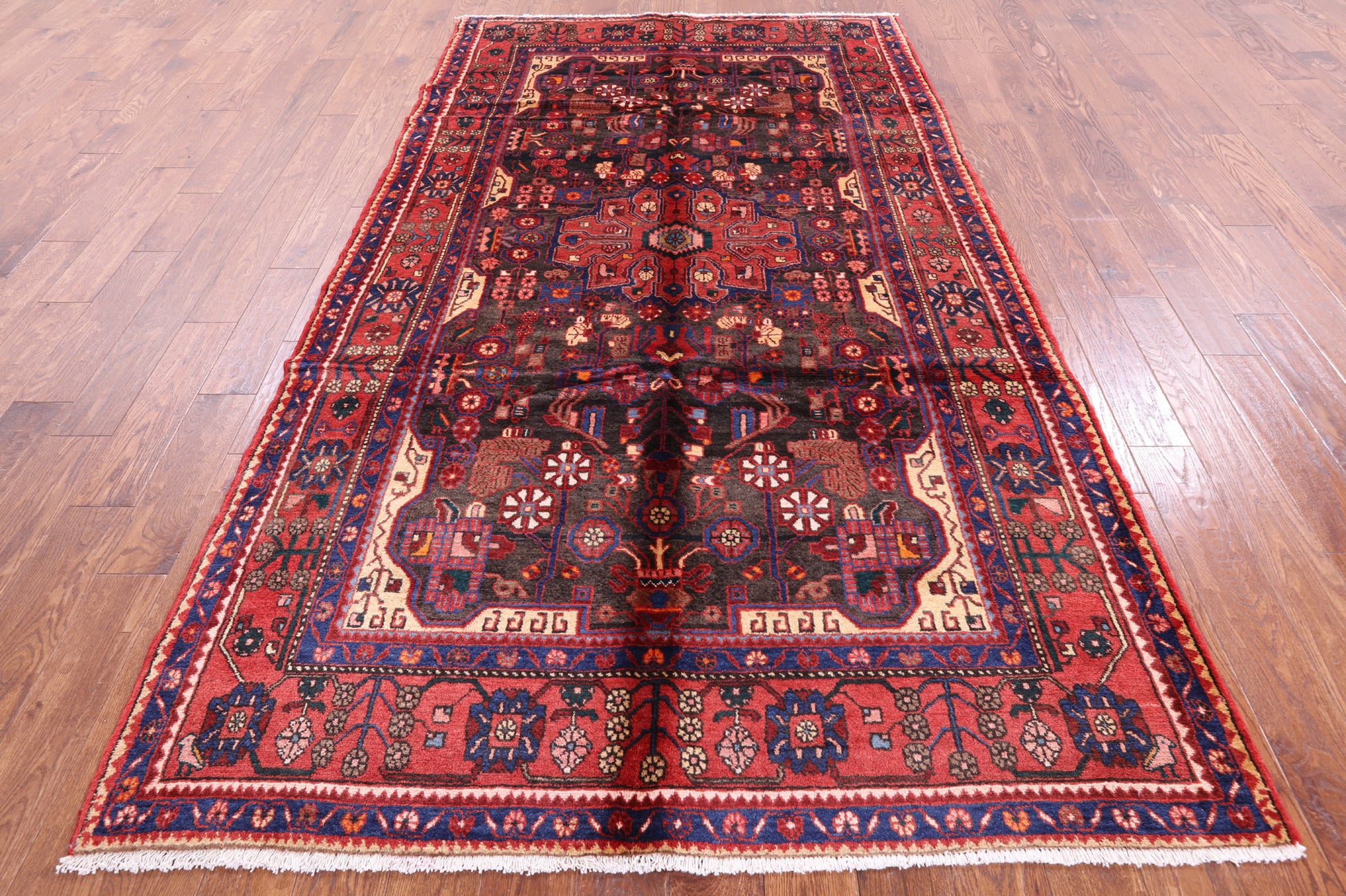 Authentic Persian Nahavand Hand Knotted Rug - 5' 6" X 9' 10" - Golden Nile