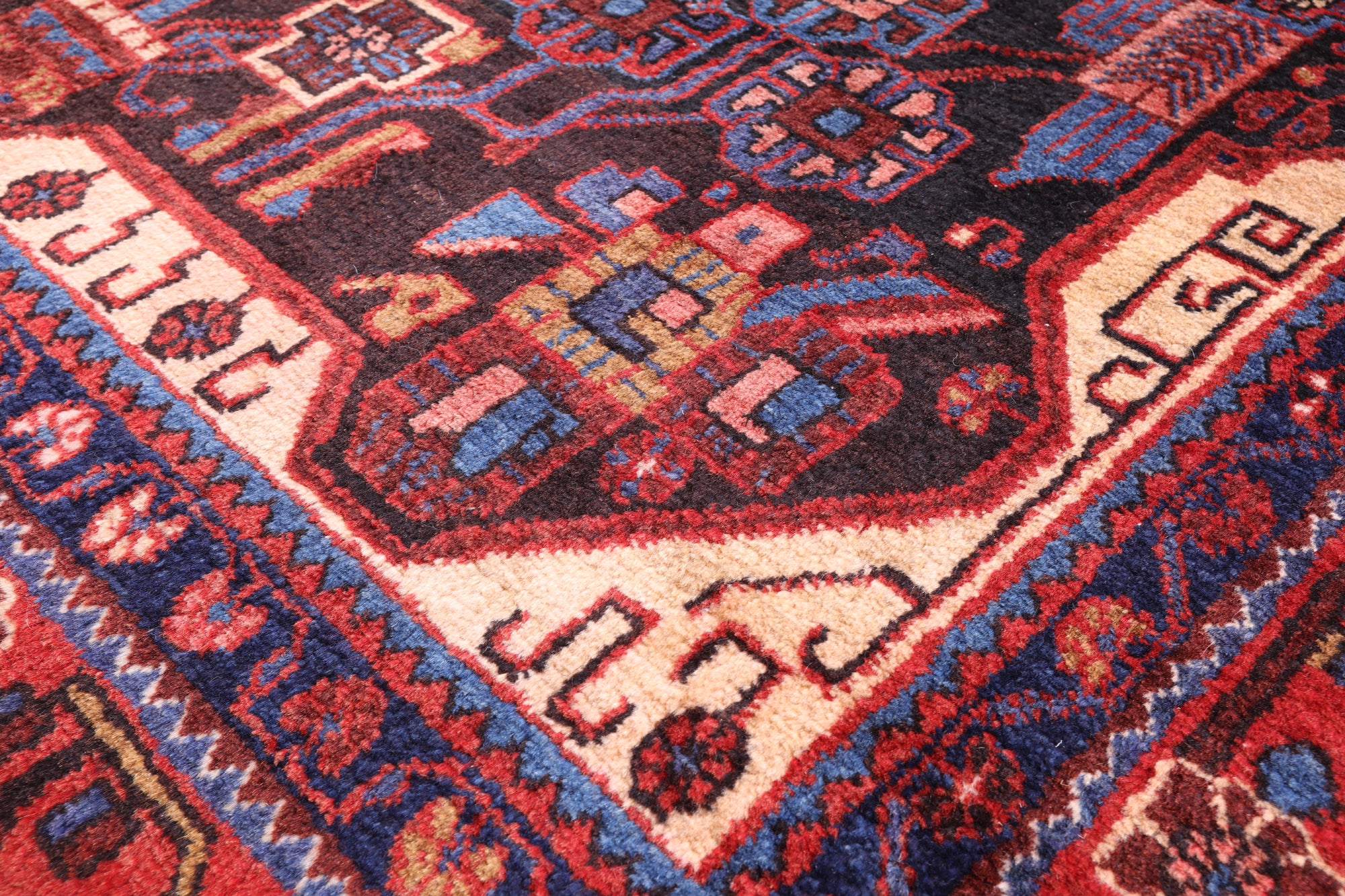 Black Authentic Persian Nahavand Wool Rug - 5' 3" X 9' 5" - Golden Nile