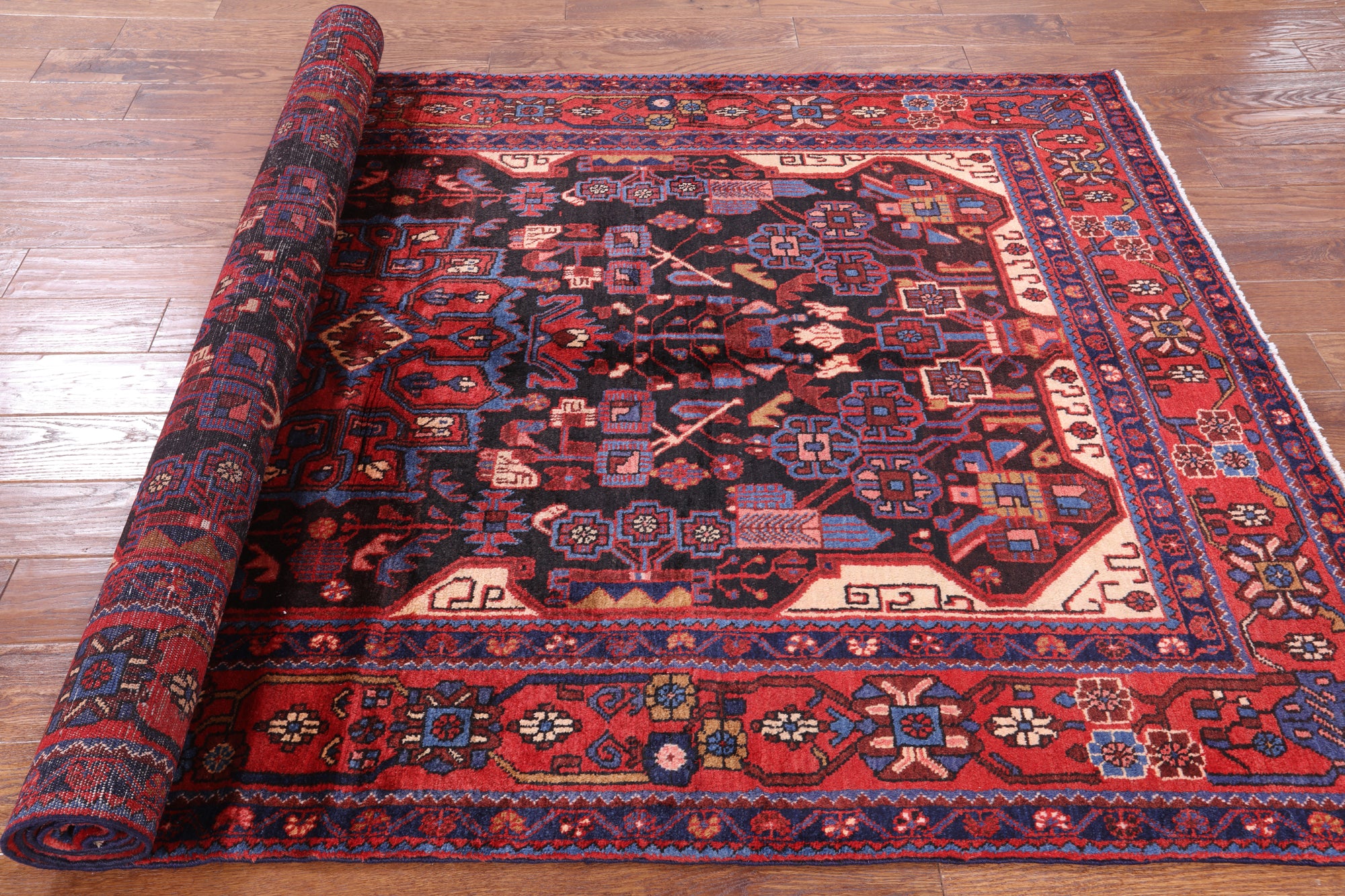 Black Authentic Persian Nahavand Wool Rug - 5' 3" X 9' 5" - Golden Nile