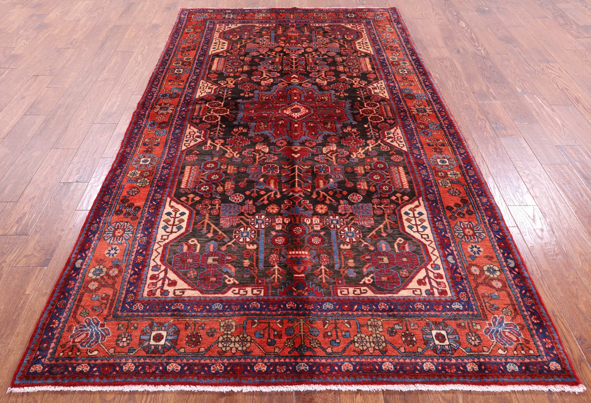 Black New Persian Nahavand Wool Rug - 5' 6" X 9' 8" - Golden Nile
