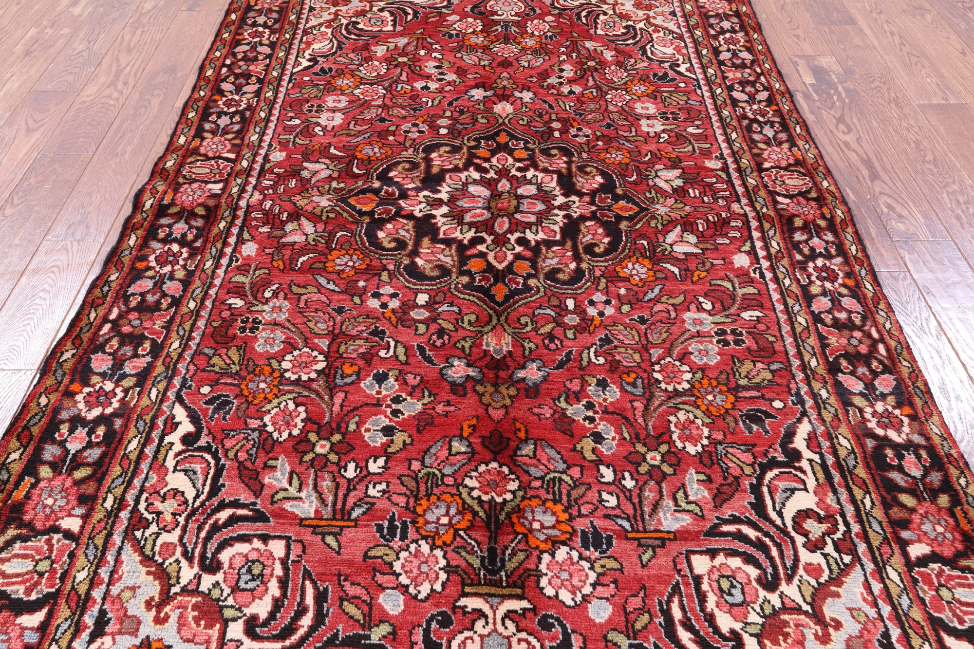 Red New Authentic Persian Nahavand Handmade Rug - 5' 2" X 9' 6" - Golden Nile