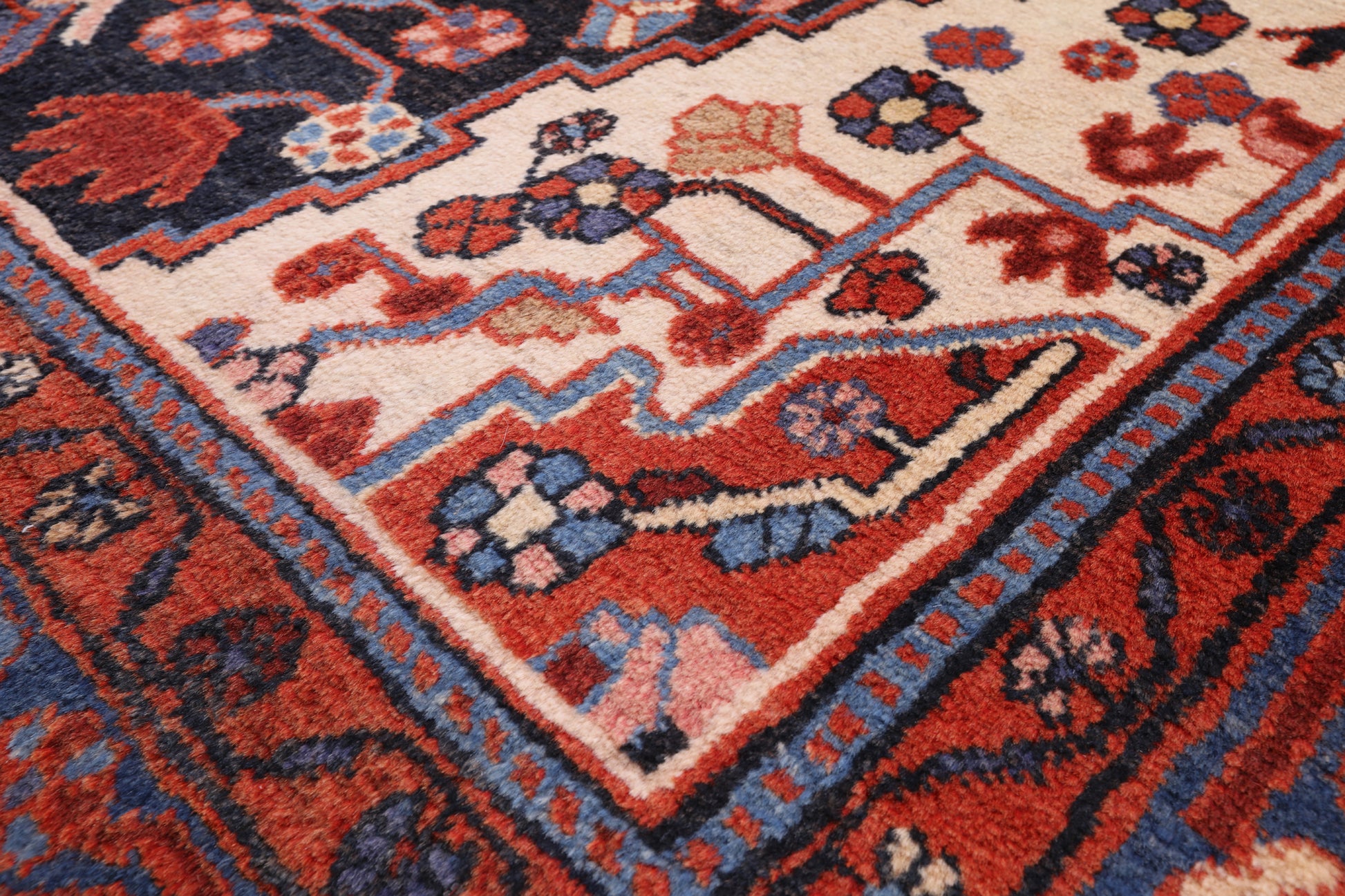 Black New Persian Nahavand Wool Rug - 5' 0" X 10' 4" - Golden Nile