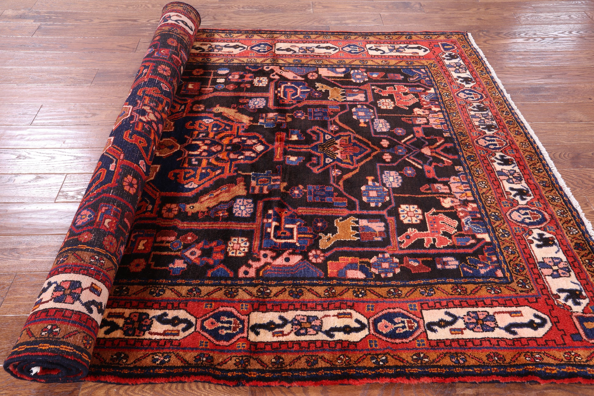 Black New Authentic Persian Nahavand Rug - 5' 5" X 9' 9" - Golden Nile
