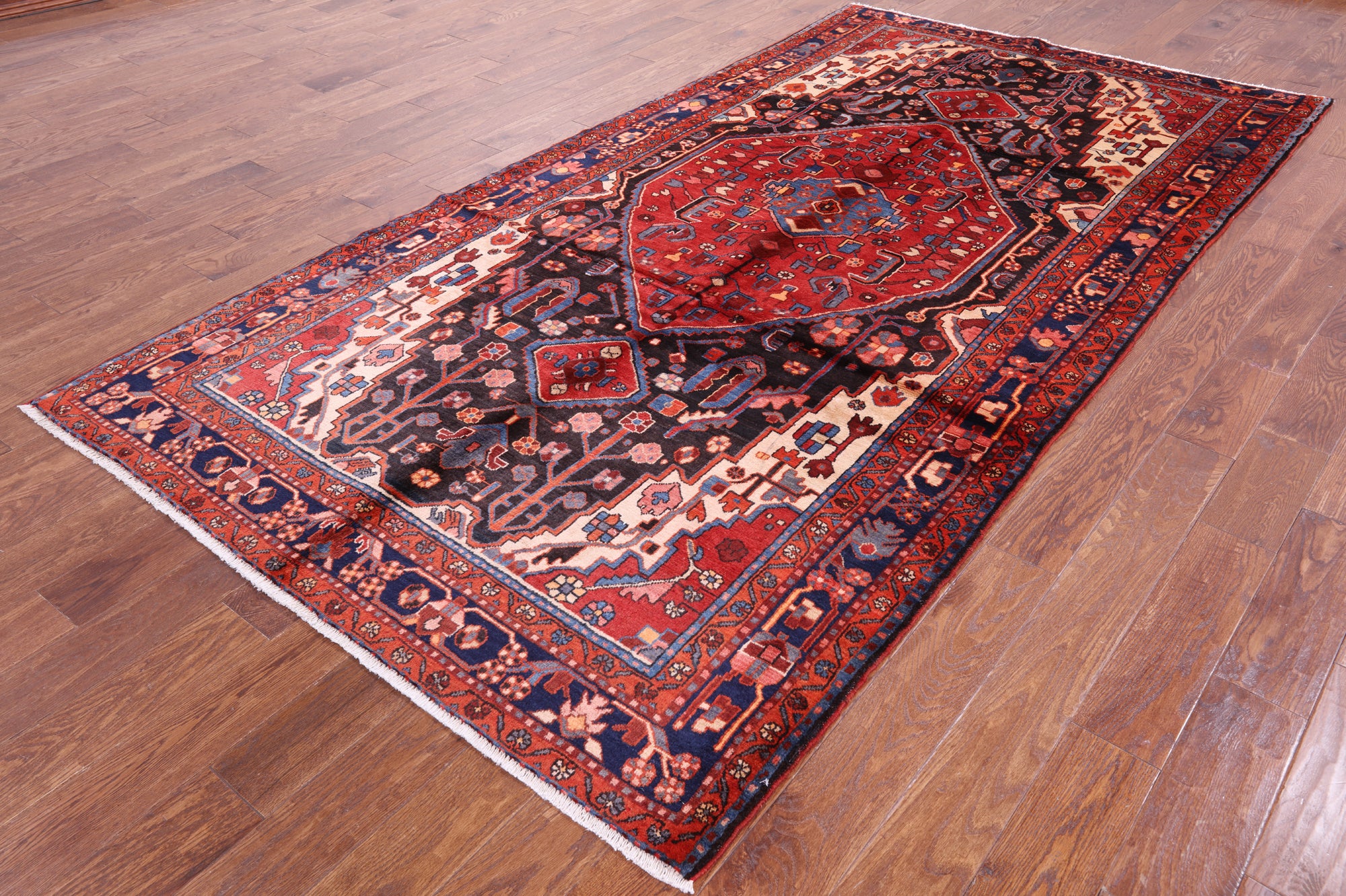 Black New Authentic Persian Nahavand Hand Knotted Wool Rug - 5' 6" X 10' 6" - Golden Nile