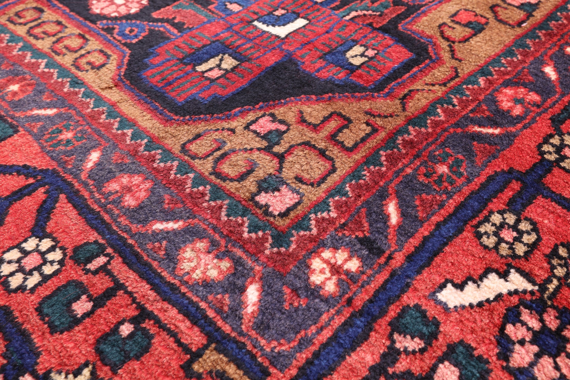 New Authentic Persian Nahavand Rug - 5' 9" X 10' 6" - Golden Nile