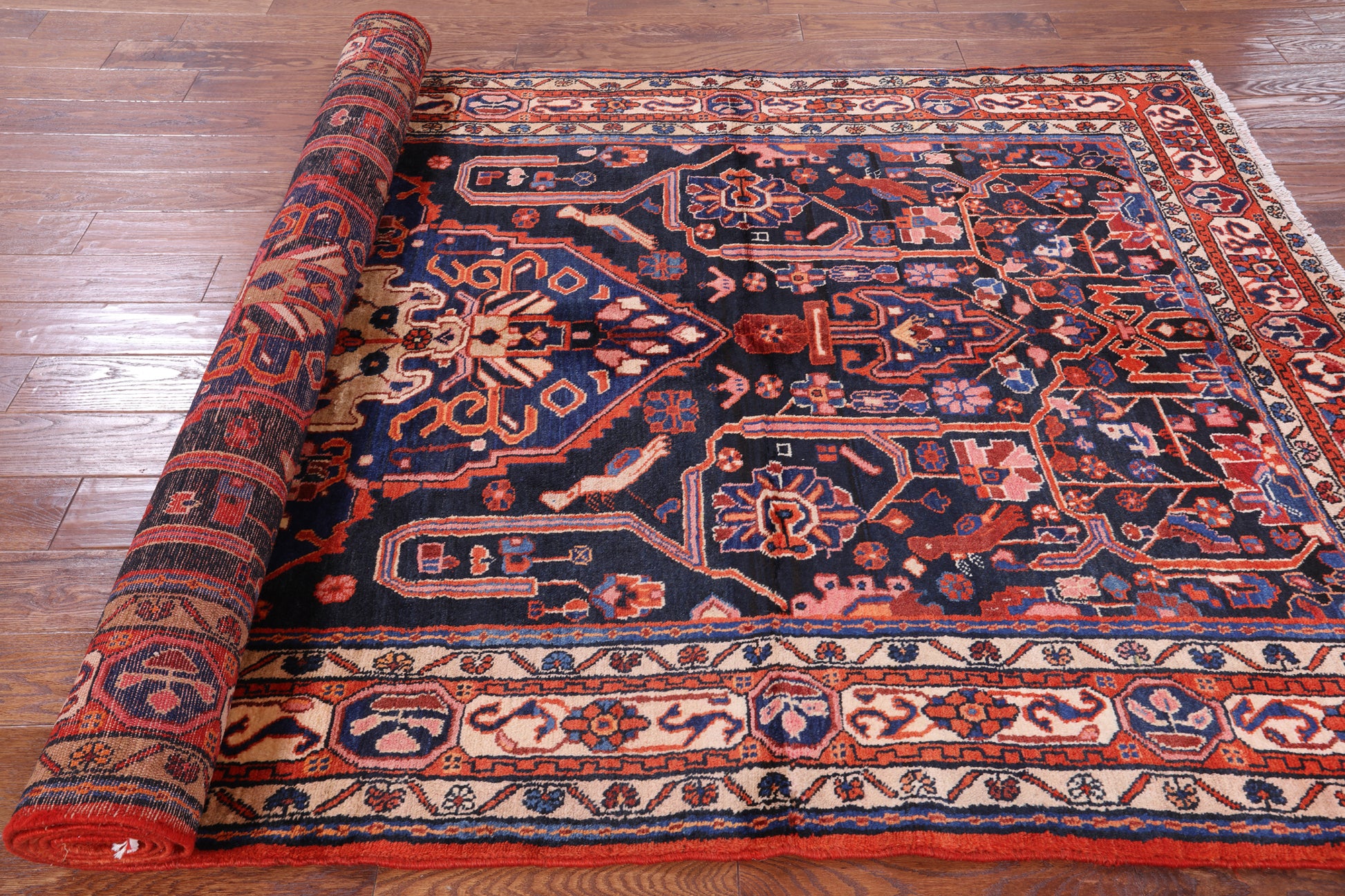 New Persian Nahavand Handmade Rug - 5' 7" X 10' 10" - Golden Nile