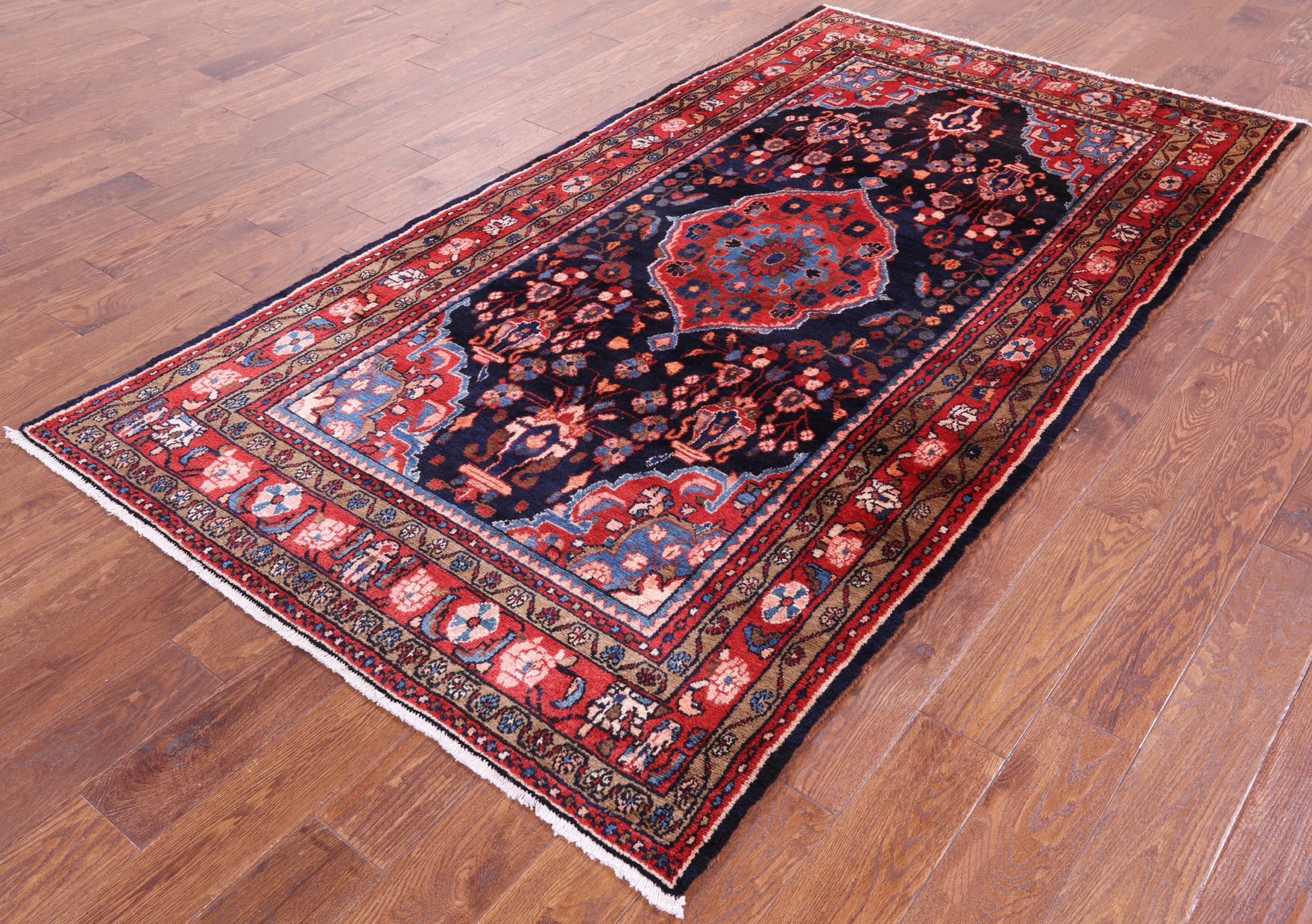 New Authentic Persian Nahavand Hand Knotted Rug - 4' 6" X 8' 5" - Golden Nile