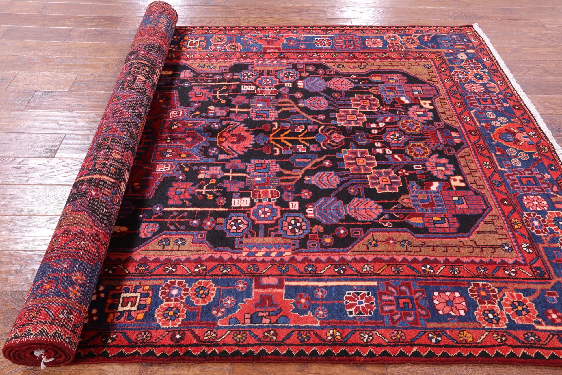 Black New Authentic Persian Nahavand Hand Knotted Rug - 5' 3" X 9' 5" - Golden Nile