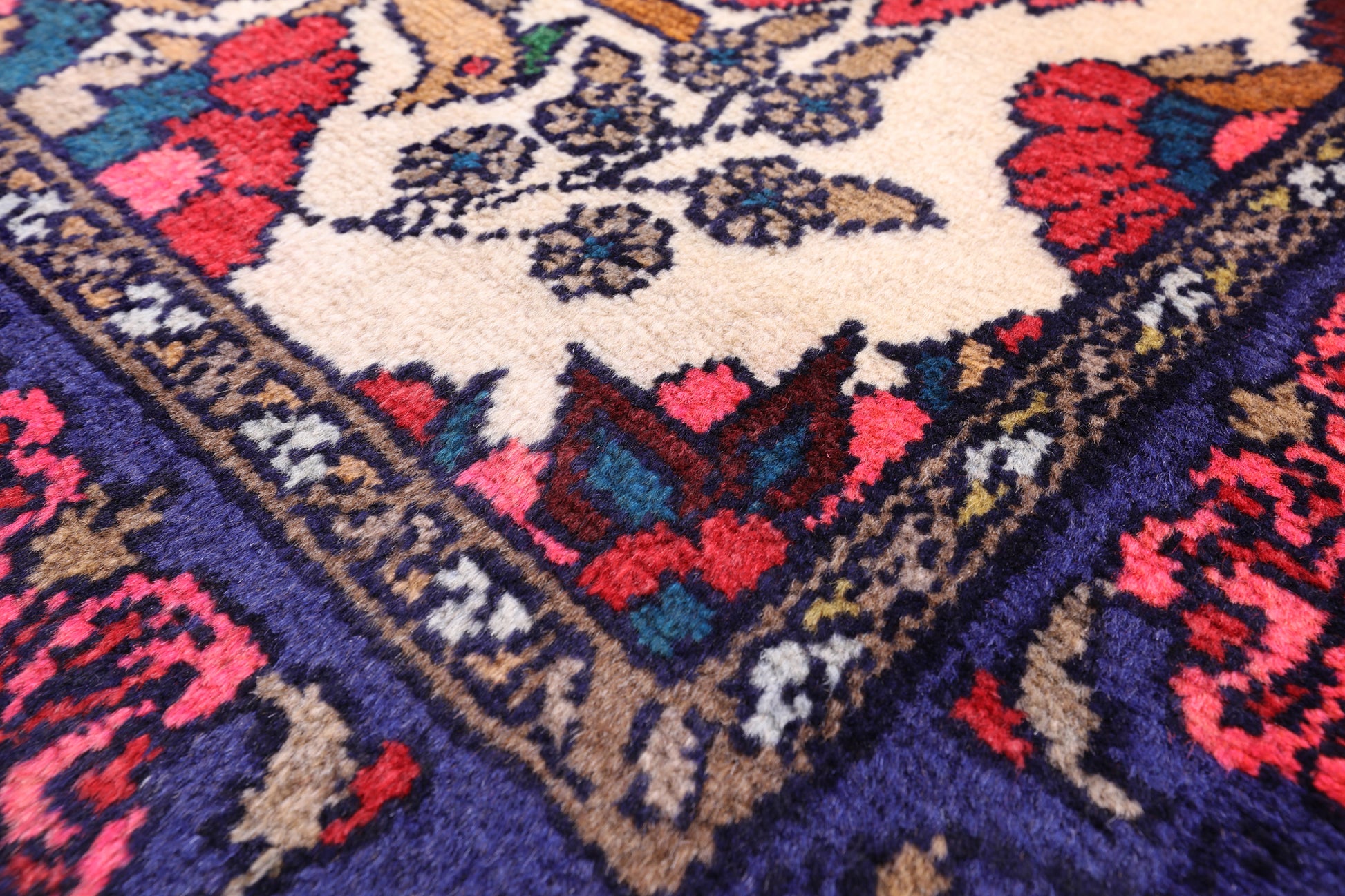 New Persian Hamadan Hand Knotted Runner Rug - 3' 5" X 9' 9" - Golden Nile