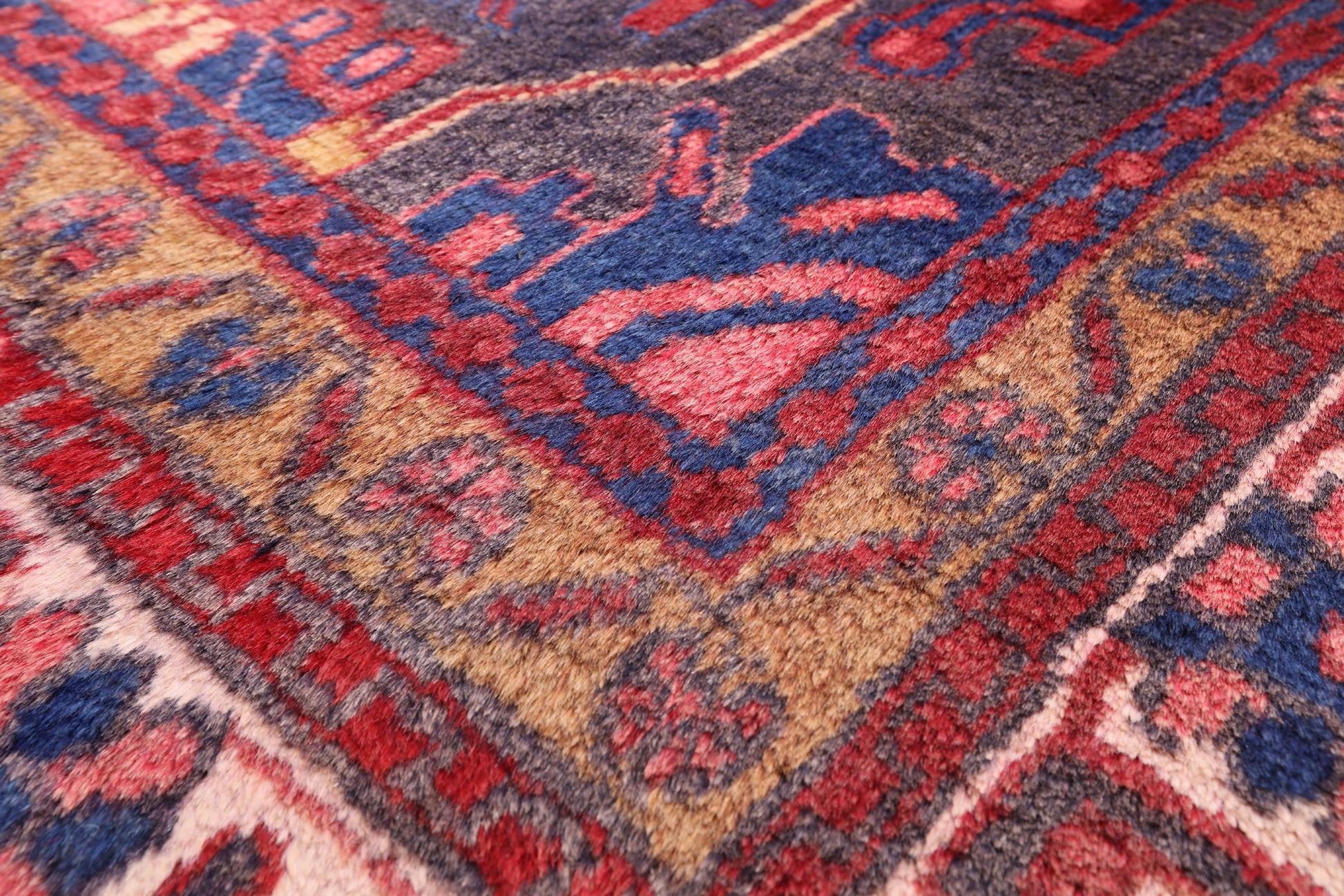 New Authentic Persian Nahavand Hand Knotted Full Pile Rug - 5' 5" X 11' 2" - Golden Nile