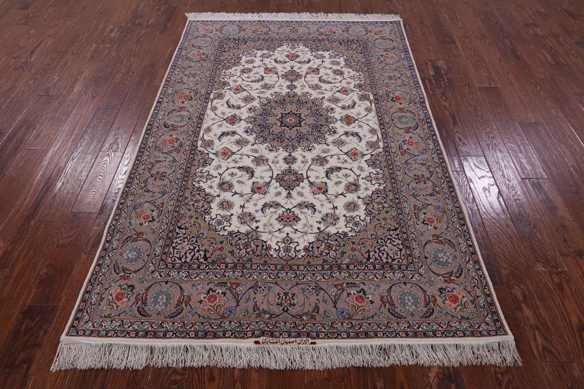 Ivory Isfahan Authentic Persian Hand Knotted Wool & Silk Area Rug - 5' 1" X 7' 8" - Golden Nile