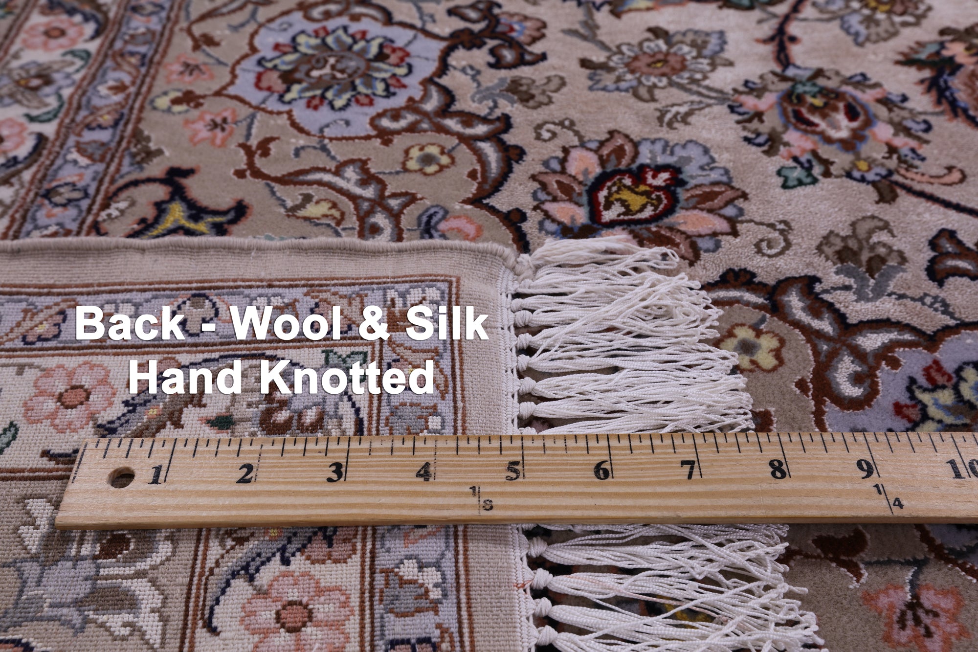 Ivory Isfahan Authentic Persian Hand Knotted Wool & Silk Area Rug - 5' 3" X 7' 10" - Golden Nile