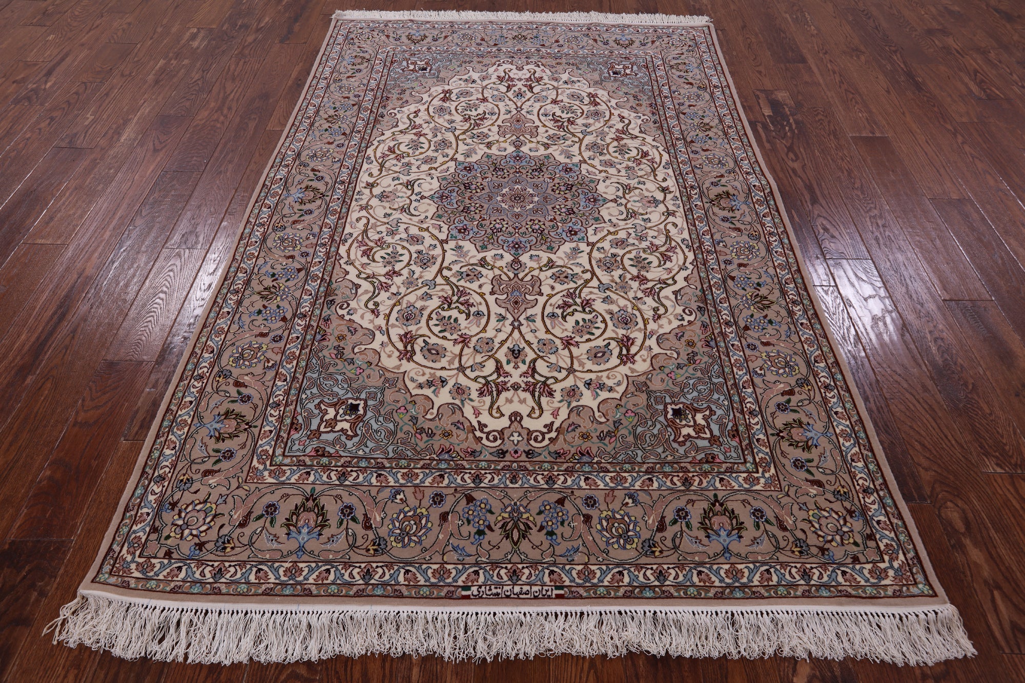 Ivory Isfahan Authentic Persian Hand Knotted Wool & Silk Area Rug - 5' 1" X 7' 7" - Golden Nile
