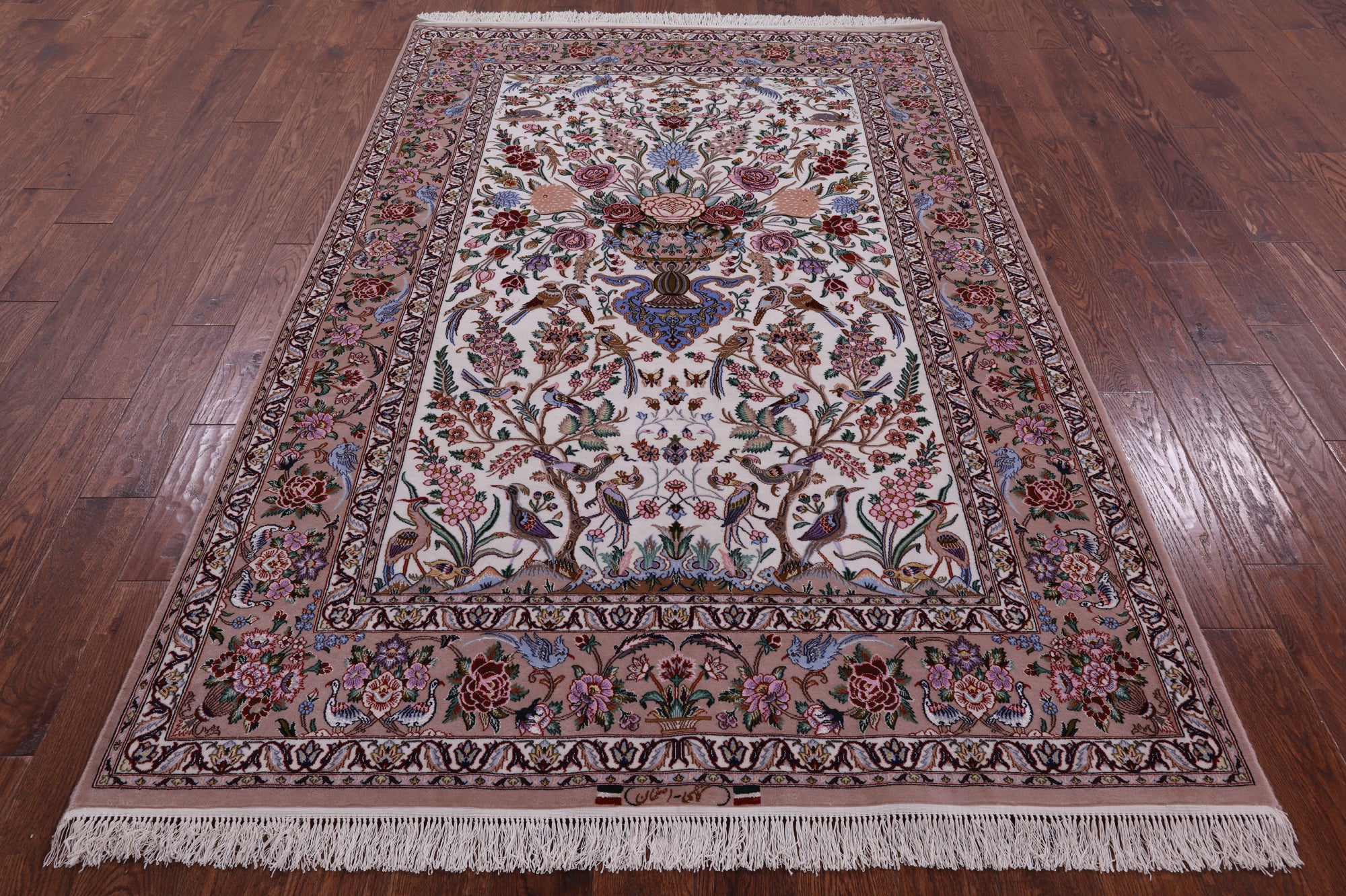 Ivory Isfahan Authentic Persian Hand Knotted Wool & Silk Area Rug - 5' 3" X 7' 10" - Golden Nile