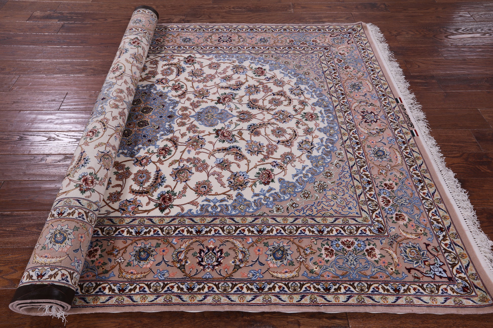 Ivory Isfahan Authentic Persian Hand Knotted Wool & Silk Area Rug - 5' 3" X 7' 10" - Golden Nile