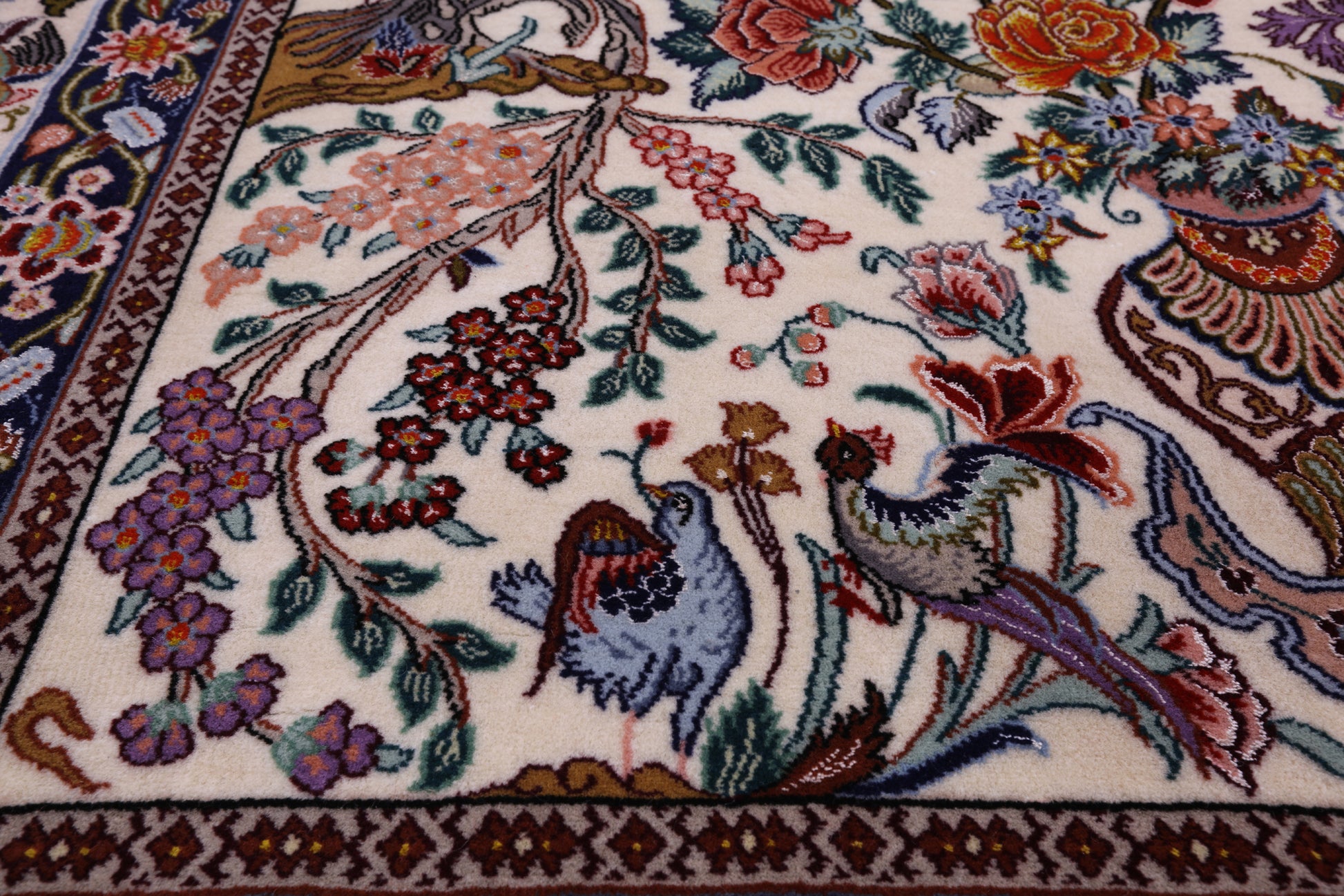 Ivory Isfahan Authentic Persian Hand Knotted Wool & Silk Area Rug - 6' 8" X 10' 2" - Golden Nile