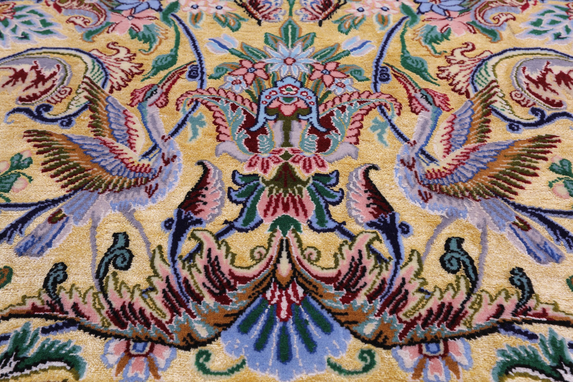 Gold Isfahan Authentic Persian Hand Knotted Wool & Silk Area Rug - 4' 11" X 7' 9" - Golden Nile