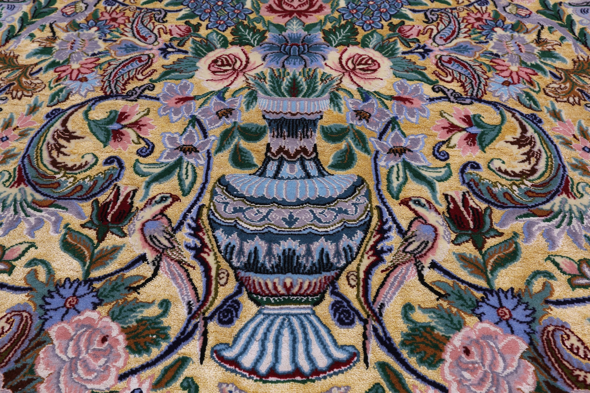 Gold Isfahan Authentic Persian Hand Knotted Wool & Silk Area Rug - 4' 11" X 7' 9" - Golden Nile