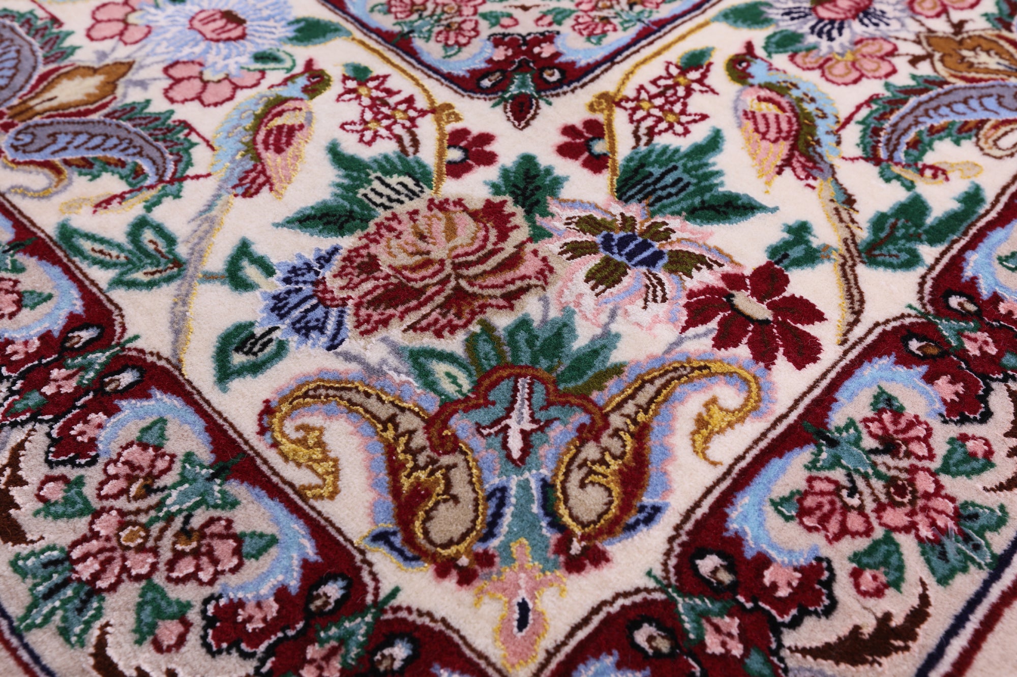 Gold Isfahan Authentic Persian Hand Knotted Wool & Silk Area Rug - 4' 11" X 7' 9" - Golden Nile