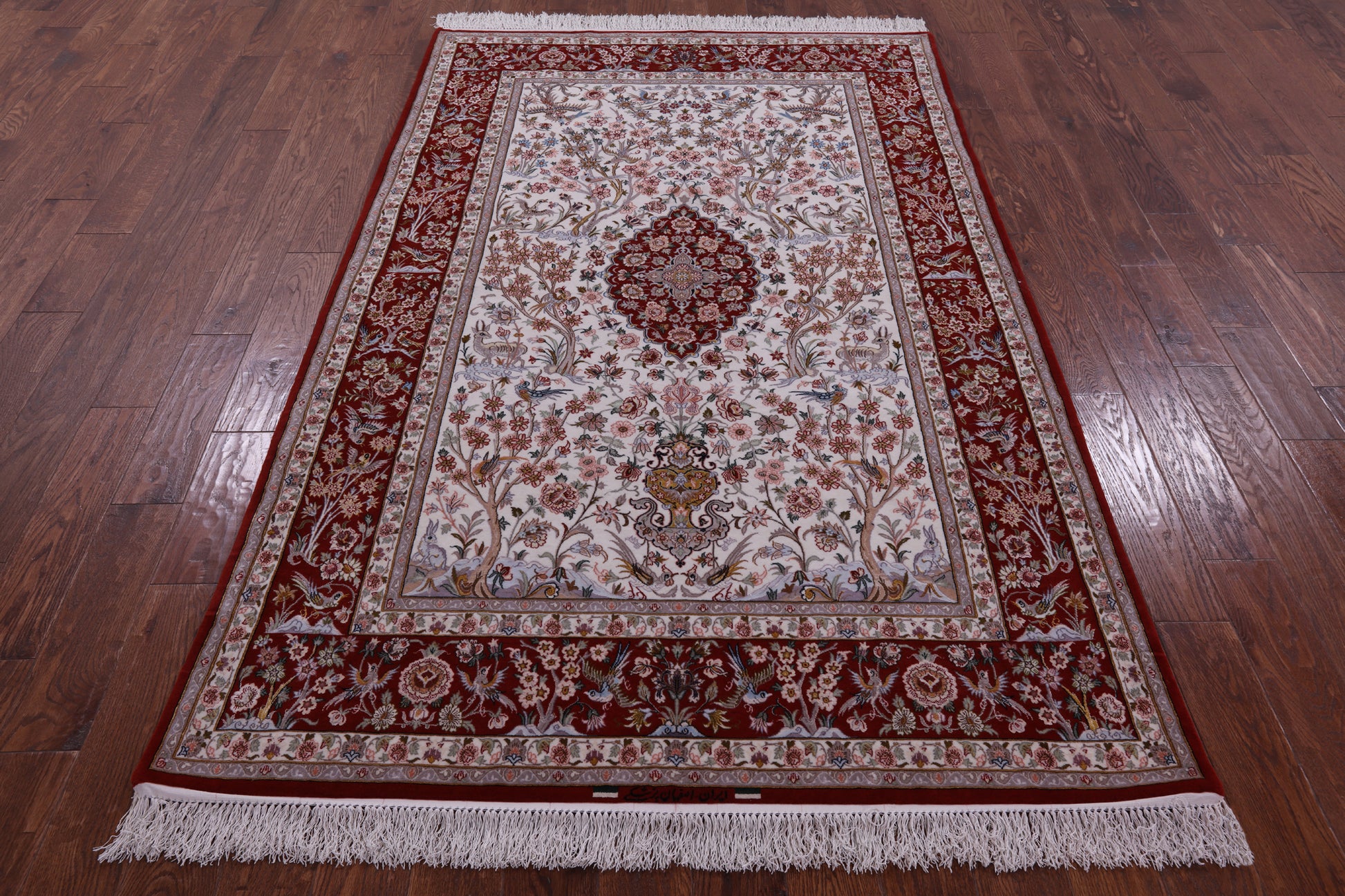 Ivory Isfahan Authentic Persian Hand Knotted Wool & Silk Area Rug - 5' 1" X 7' 11" - Golden Nile