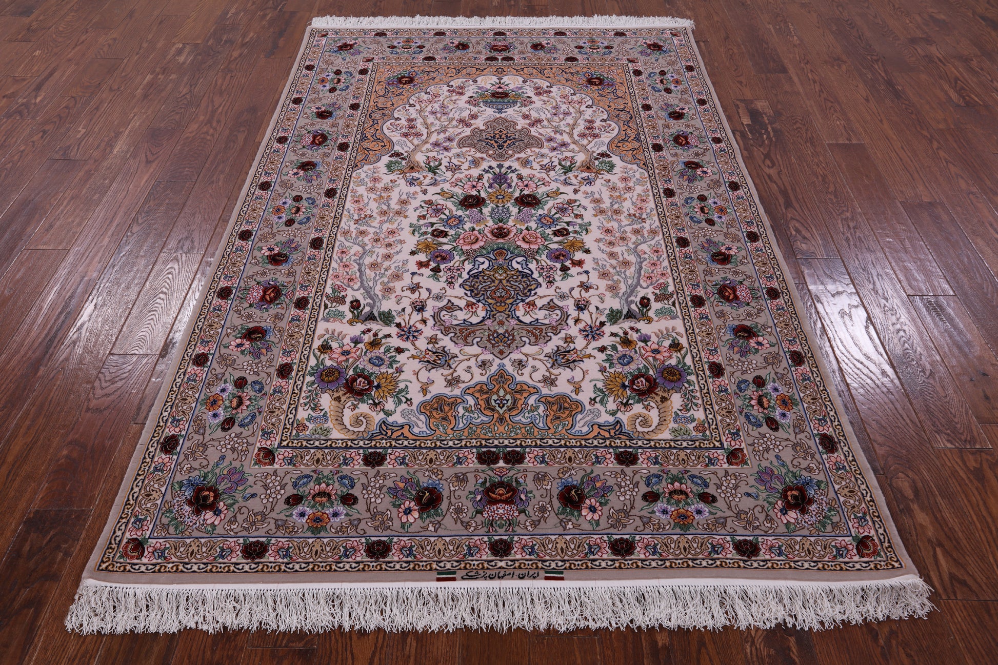 Ivory Isfahan Authentic Persian Hand Knotted Wool & Silk Area Rug - 5' 2" X 7' 11" - Golden Nile