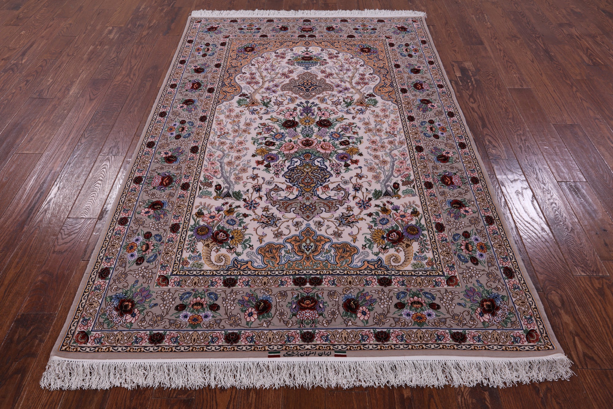 Ivory Isfahan Authentic Persian Hand Knotted Wool & Silk Area Rug - 5' 2" X 7' 11" - Golden Nile
