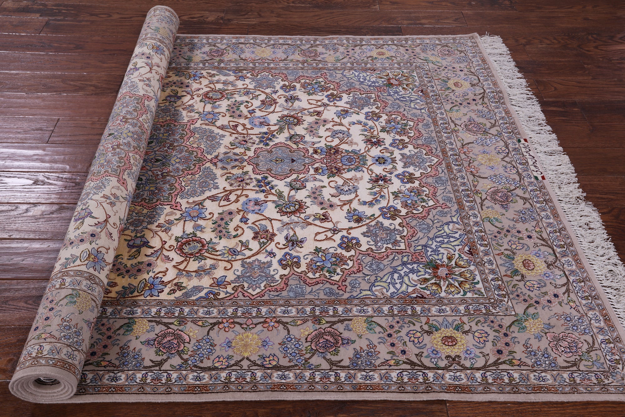 Isfahan Authentic Persian Hand Knotted Wool & Silk Area Rug - 4' 11" X 8' 2" - Golden Nile