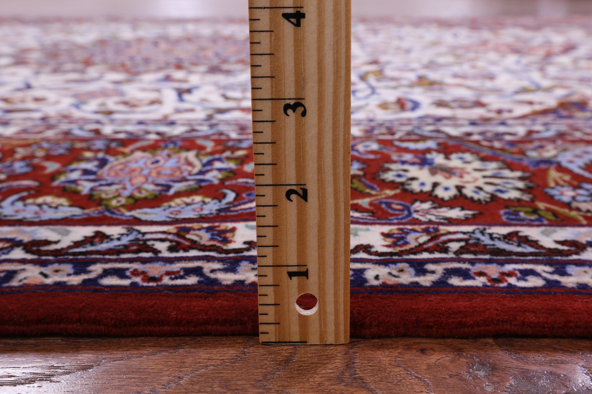 Ivory Handmade Authentic Signed Isfahan Wool & Silk Persian Rug - 5' 3" X 7' 10" - Golden Nile