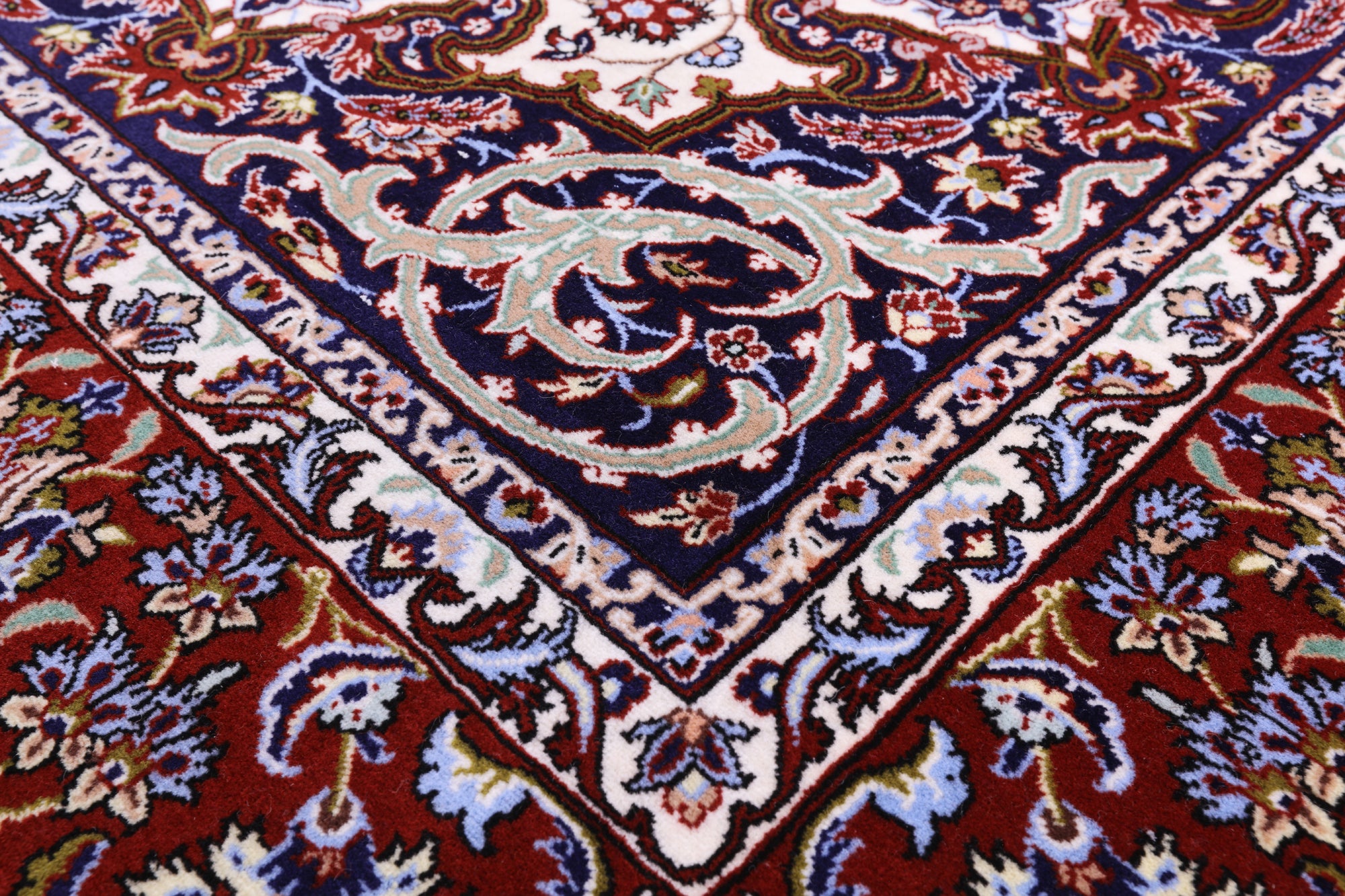 Ivory Handmade Authentic Signed Isfahan Wool & Silk Persian Rug - 5' 3" X 7' 10" - Golden Nile