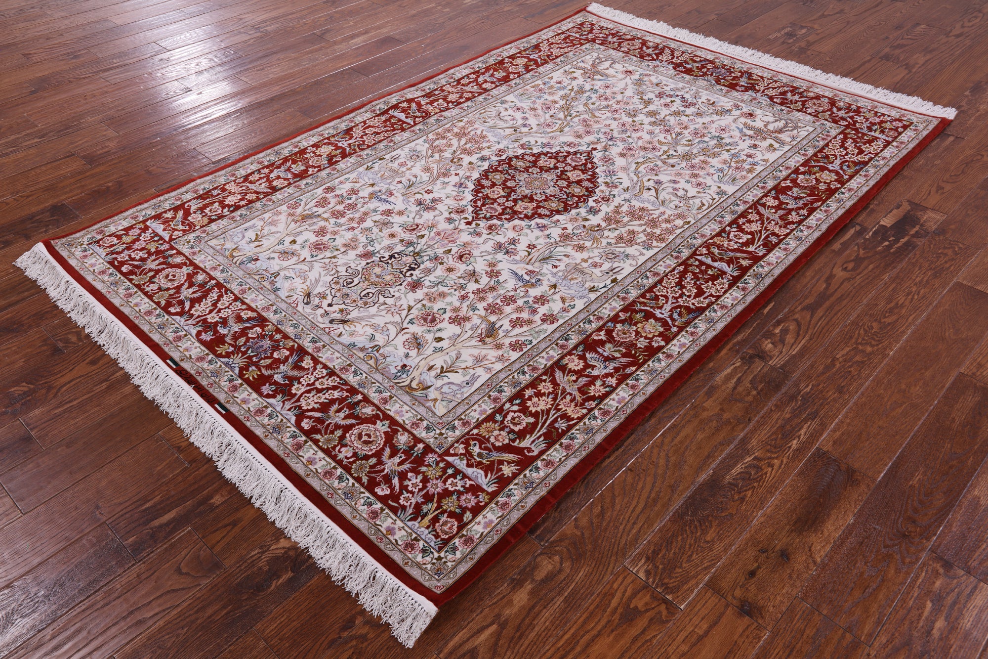 Ivory Isfahan Authentic Persian Hand Knotted Wool & Silk Area Rug - 5' 1" X 7' 9" - Golden Nile