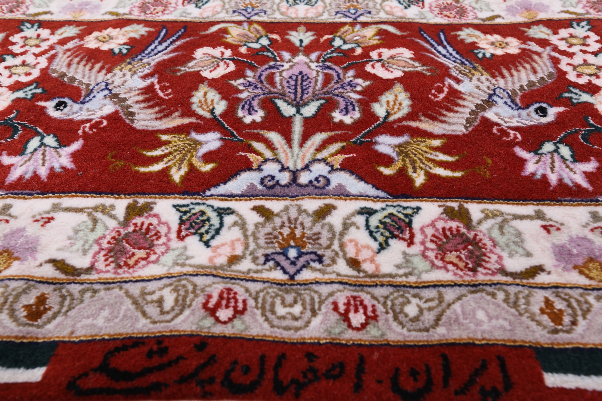 Ivory Isfahan Authentic Persian Hand Knotted Wool & Silk Area Rug - 5' 1" X 7' 9" - Golden Nile