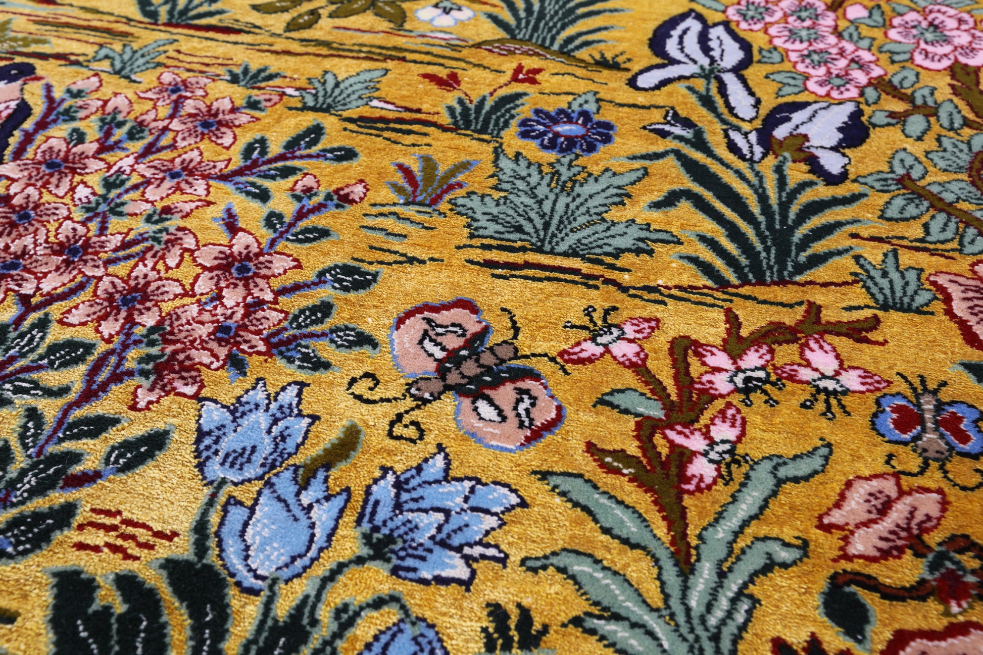 Gold Signed Isfahan Authentic Persian Hand Knotted Wool & Silk Area Rug - 4' 9" X 7' 3" - Golden Nile