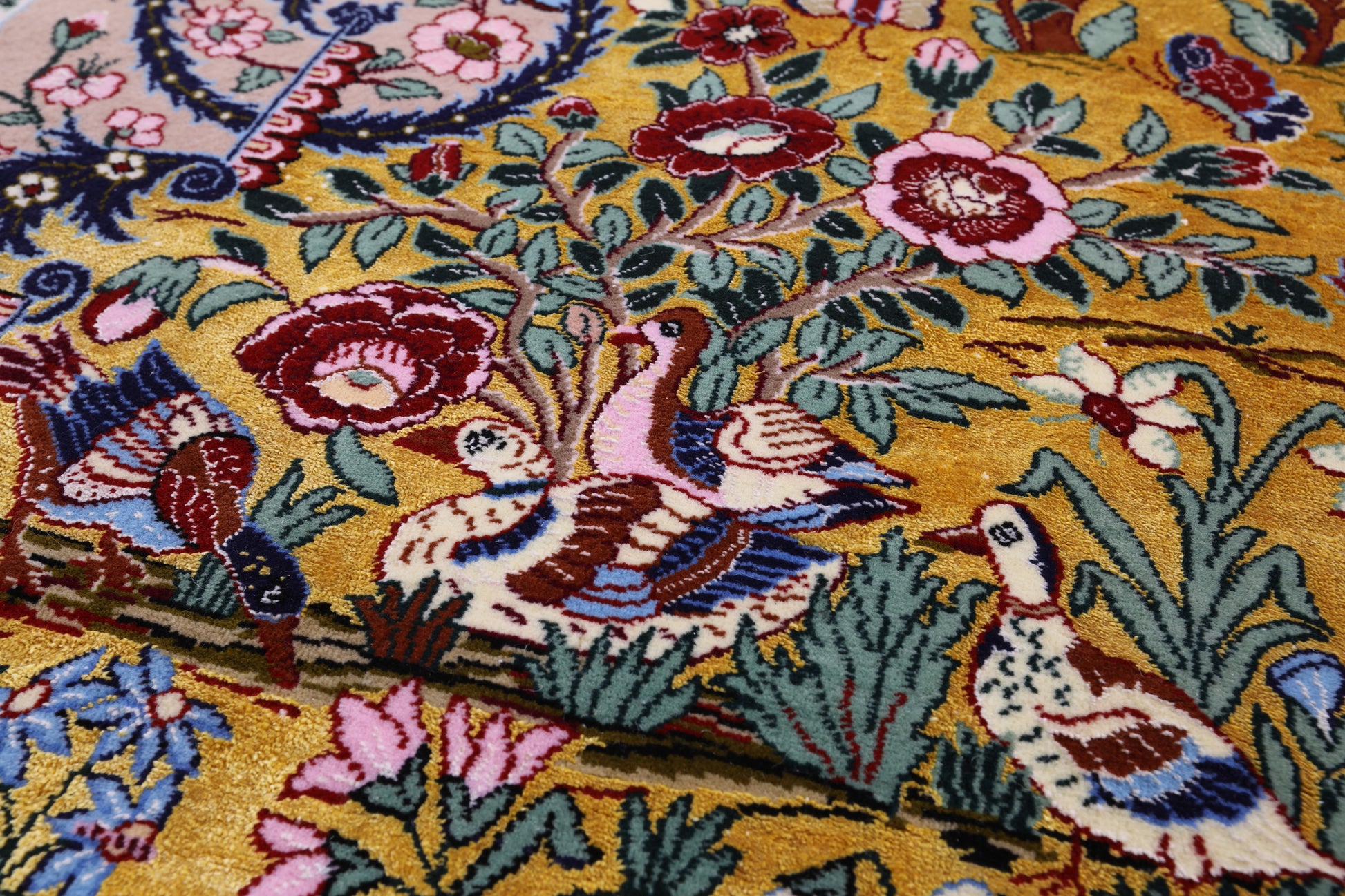 Gold Signed Isfahan Authentic Persian Hand Knotted Wool & Silk Area Rug - 4' 9" X 7' 3" - Golden Nile