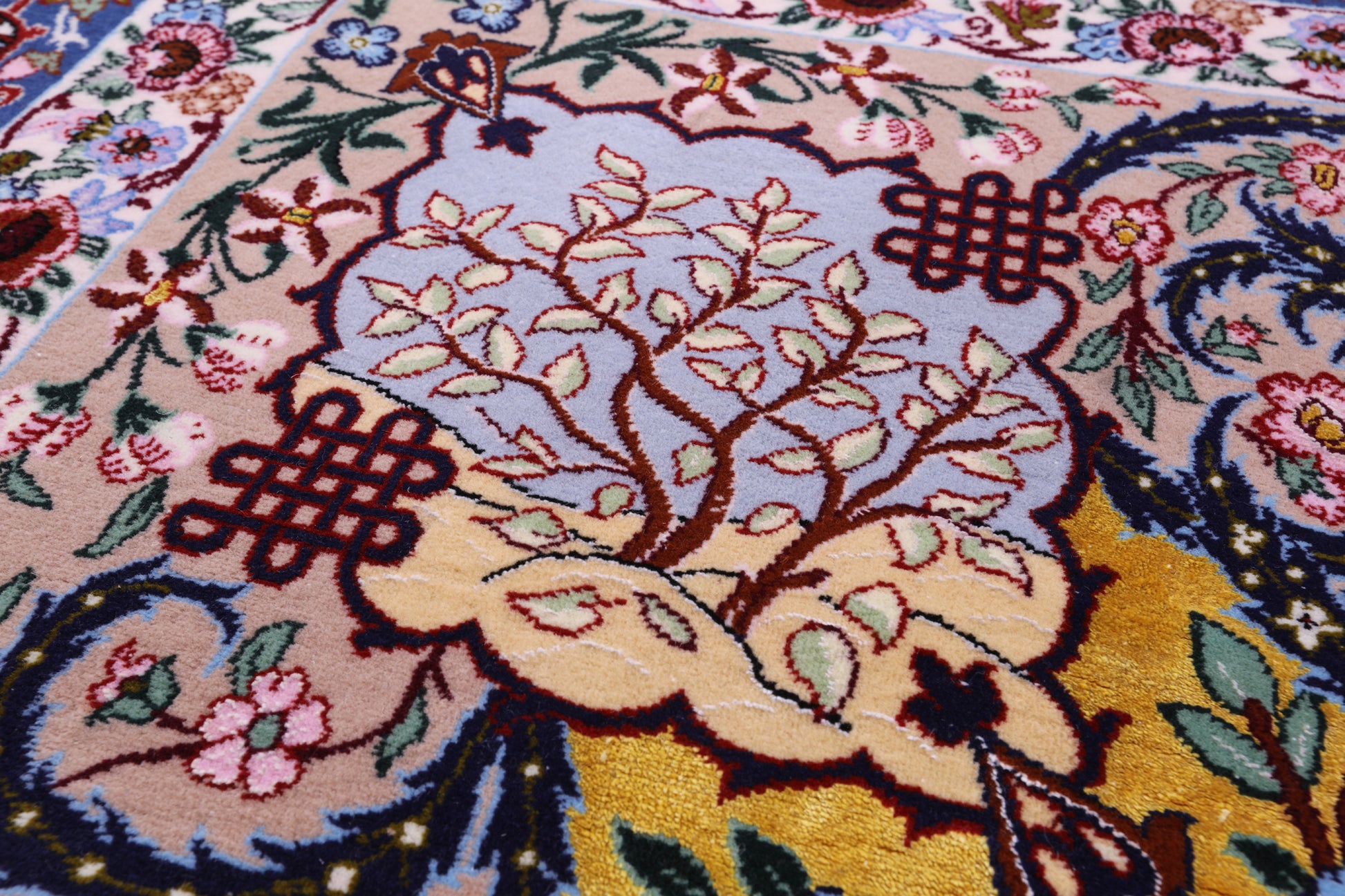 Gold Signed Isfahan Authentic Persian Hand Knotted Wool & Silk Area Rug - 4' 9" X 7' 3" - Golden Nile