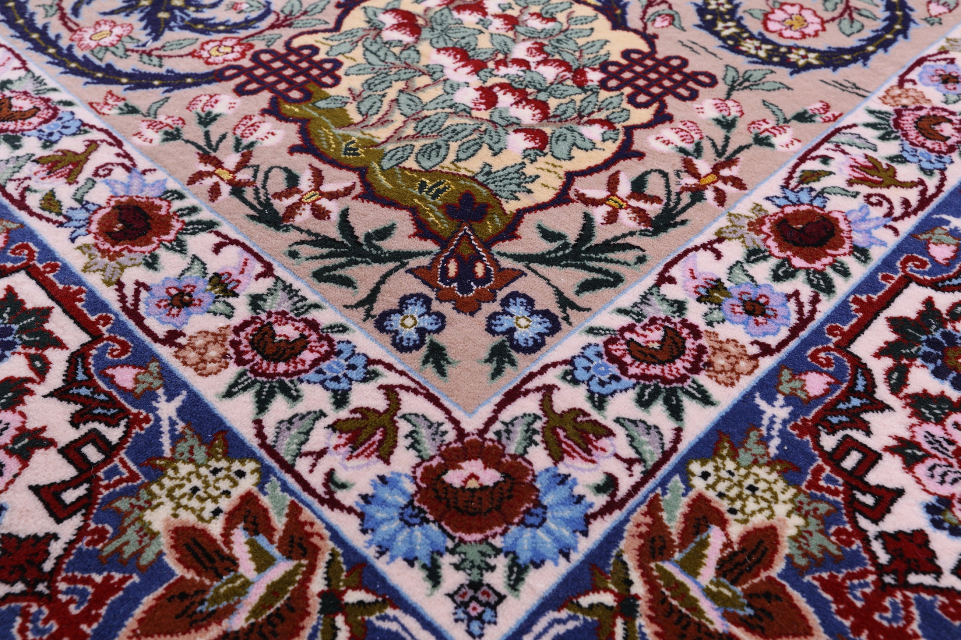 Gold Signed Isfahan Authentic Persian Hand Knotted Wool & Silk Area Rug - 4' 9" X 7' 3" - Golden Nile