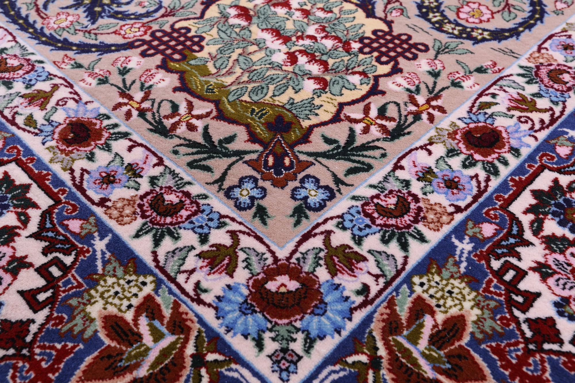 Gold Signed Isfahan Authentic Persian Hand Knotted Wool & Silk Area Rug - 4' 9" X 7' 3" - Golden Nile