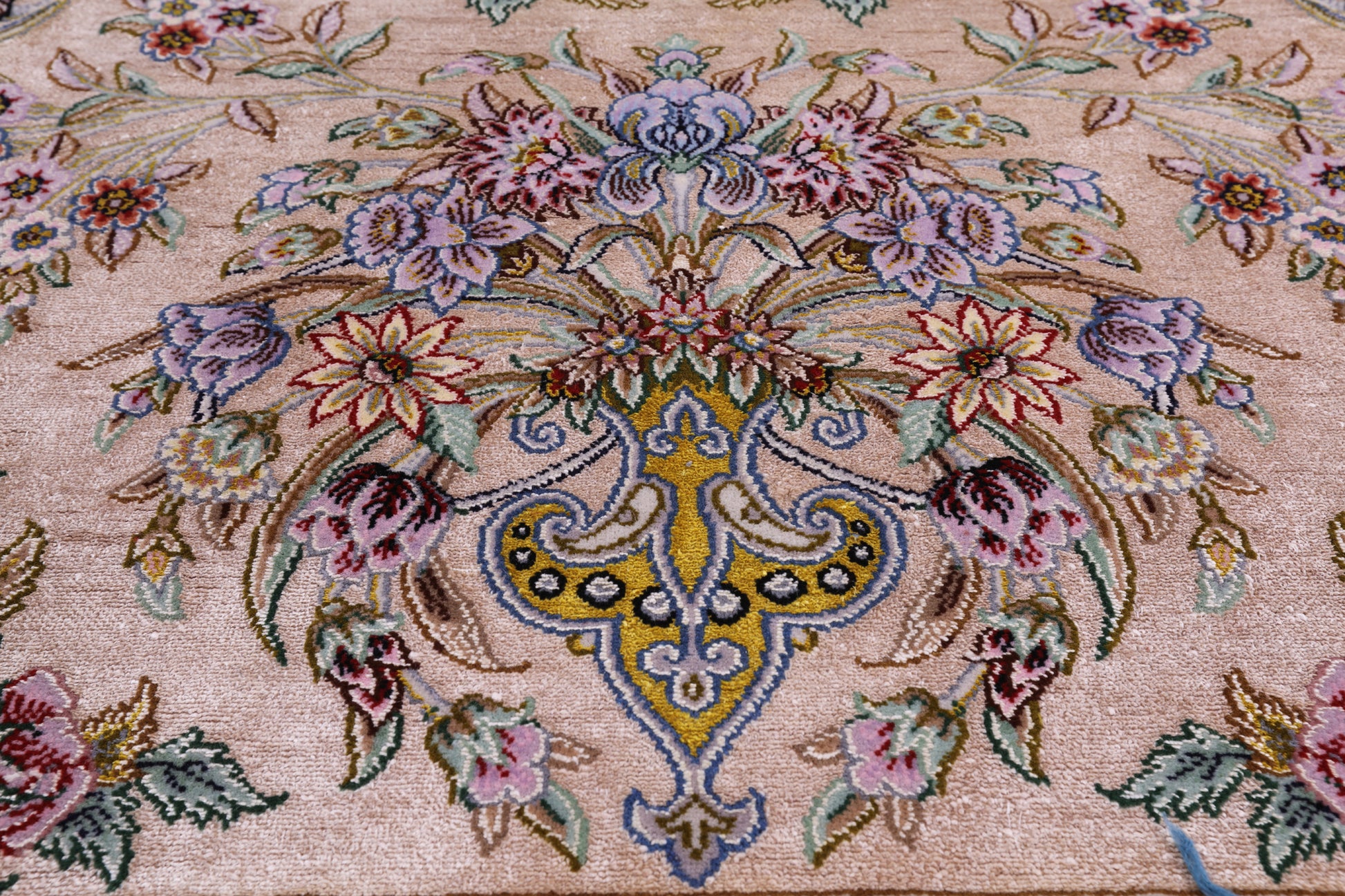 Ivory Signed Isfahan Authentic Persian Hand Knotted Wool & Silk Area Rug - 5' 0" X 7' 8" - Golden Nile